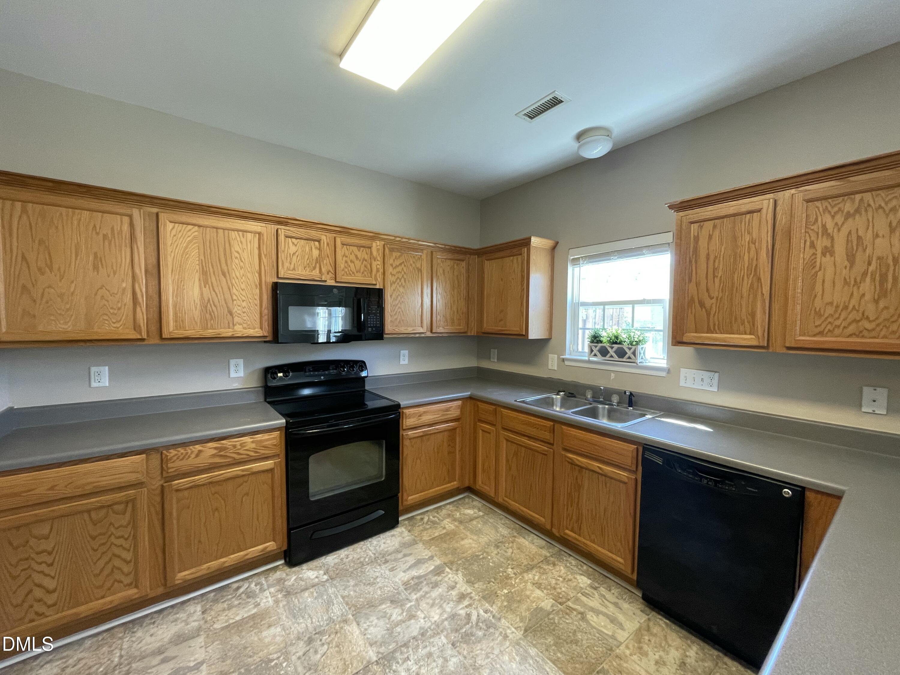 3531 Oneonta Avenue Property Photo 8