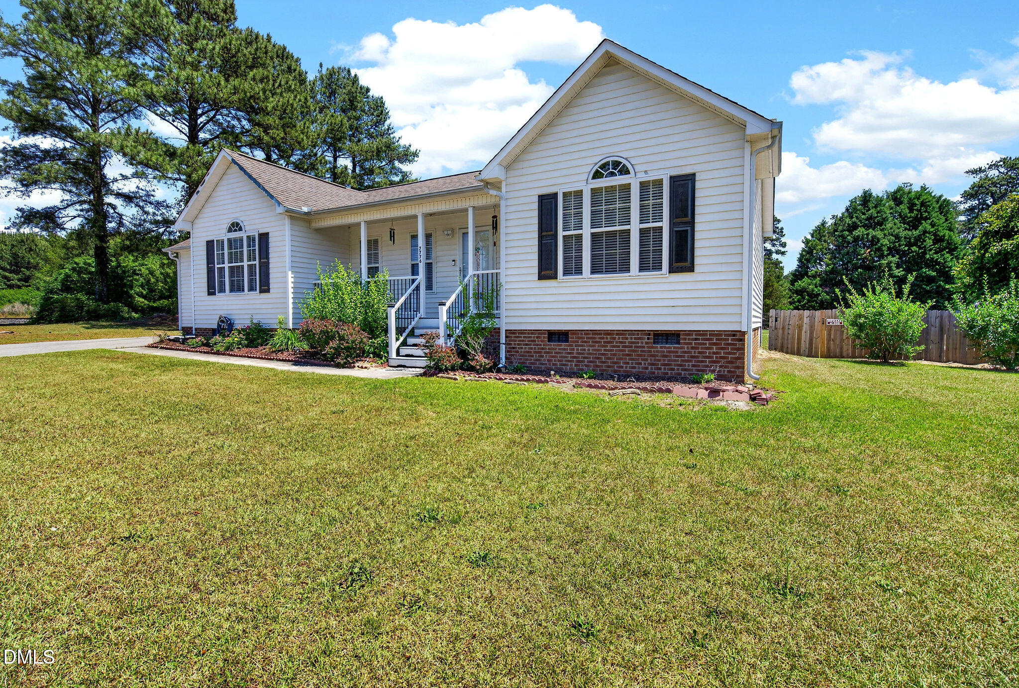 7776 Us 401 Property Photo 1