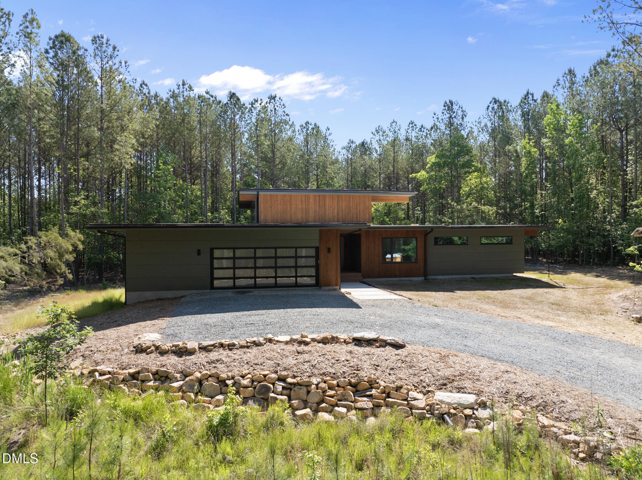 4637 Array Drive