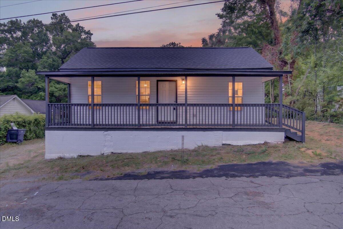 904 Elm Street Property Photo 1