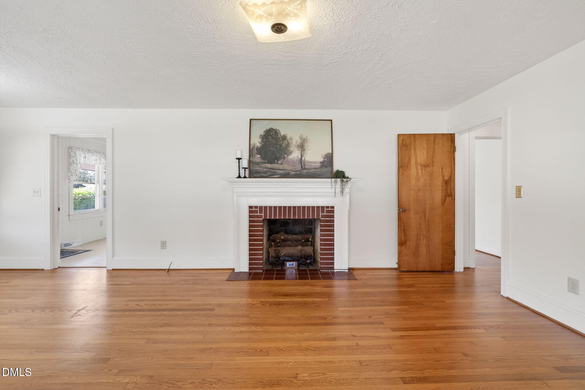 403 S Pearl Street Property Photo 5
