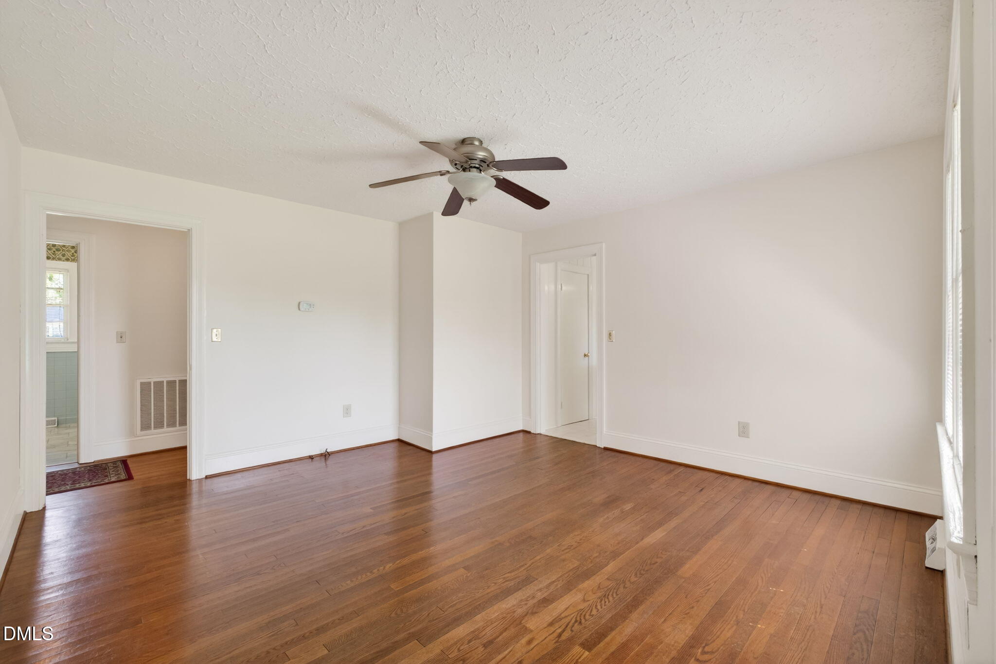 403 S Pearl Street Property Photo 14