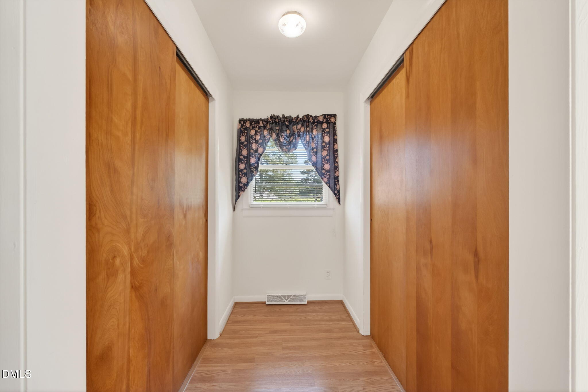 403 S Pearl Street Property Photo 23