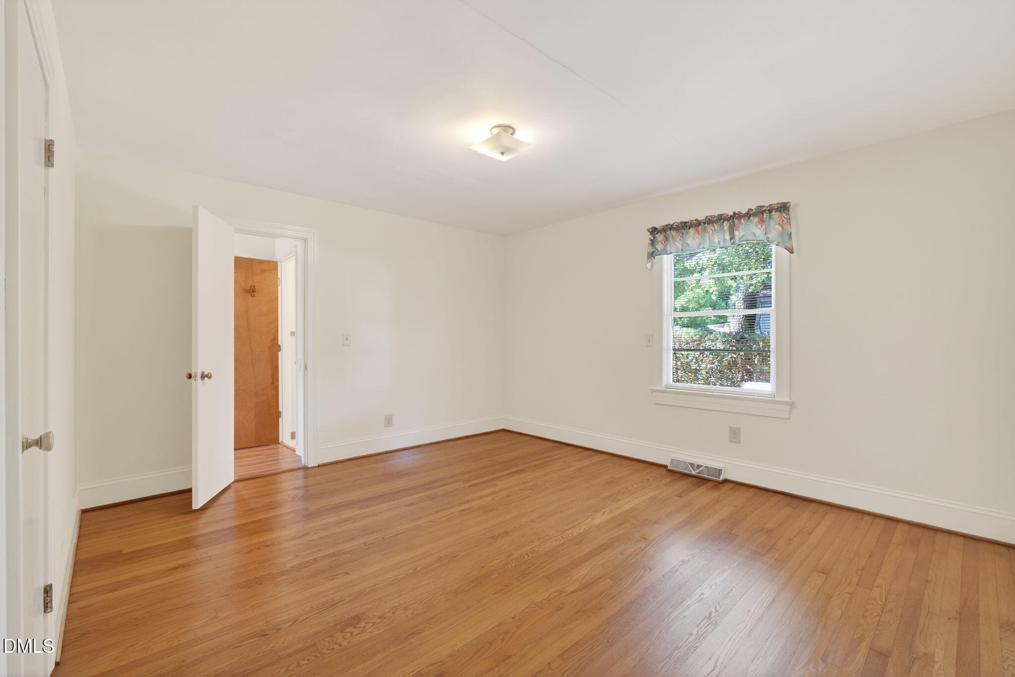 403 S Pearl Street Property Photo 31