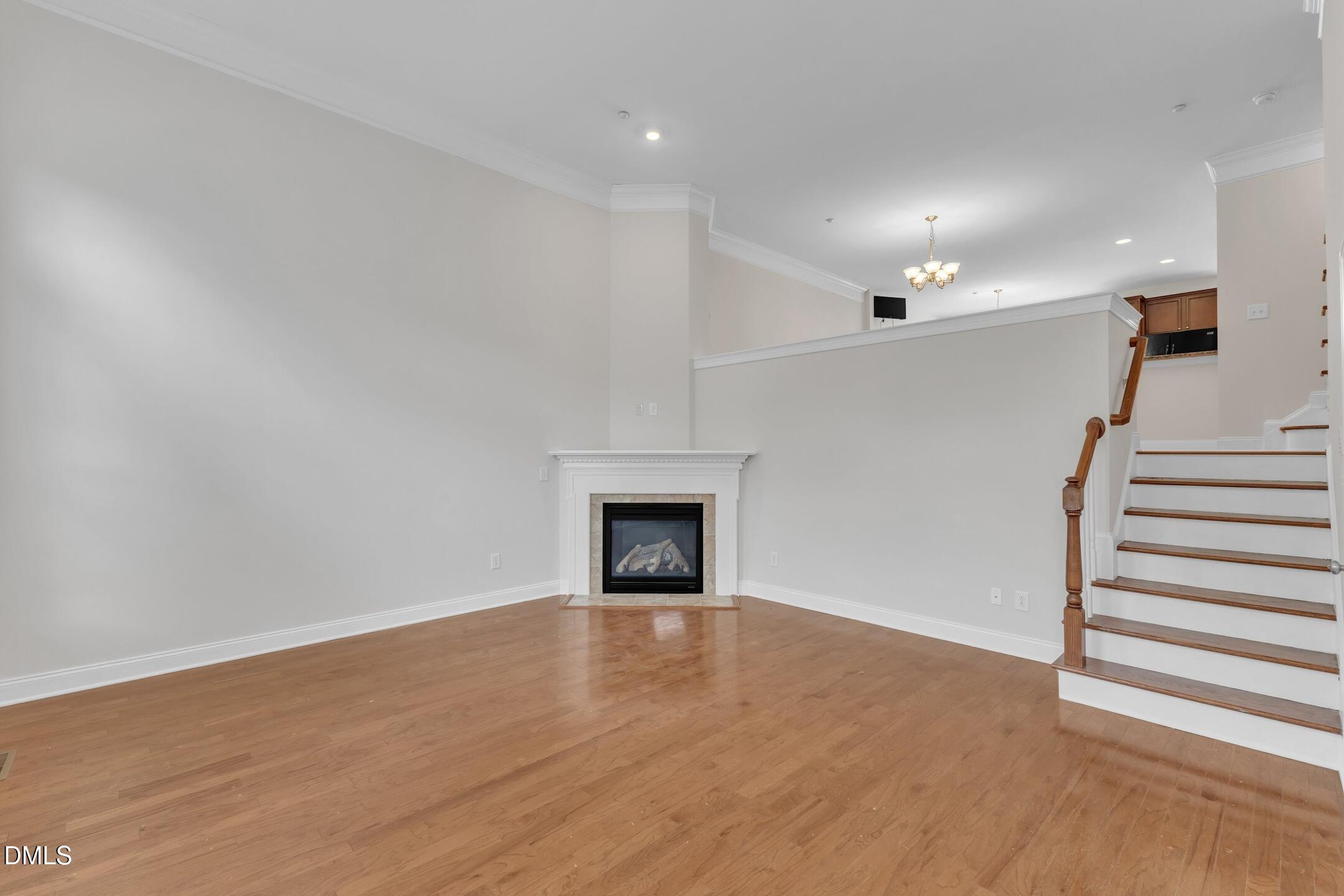 9211 Calabria Drive 104 Property Photo 5