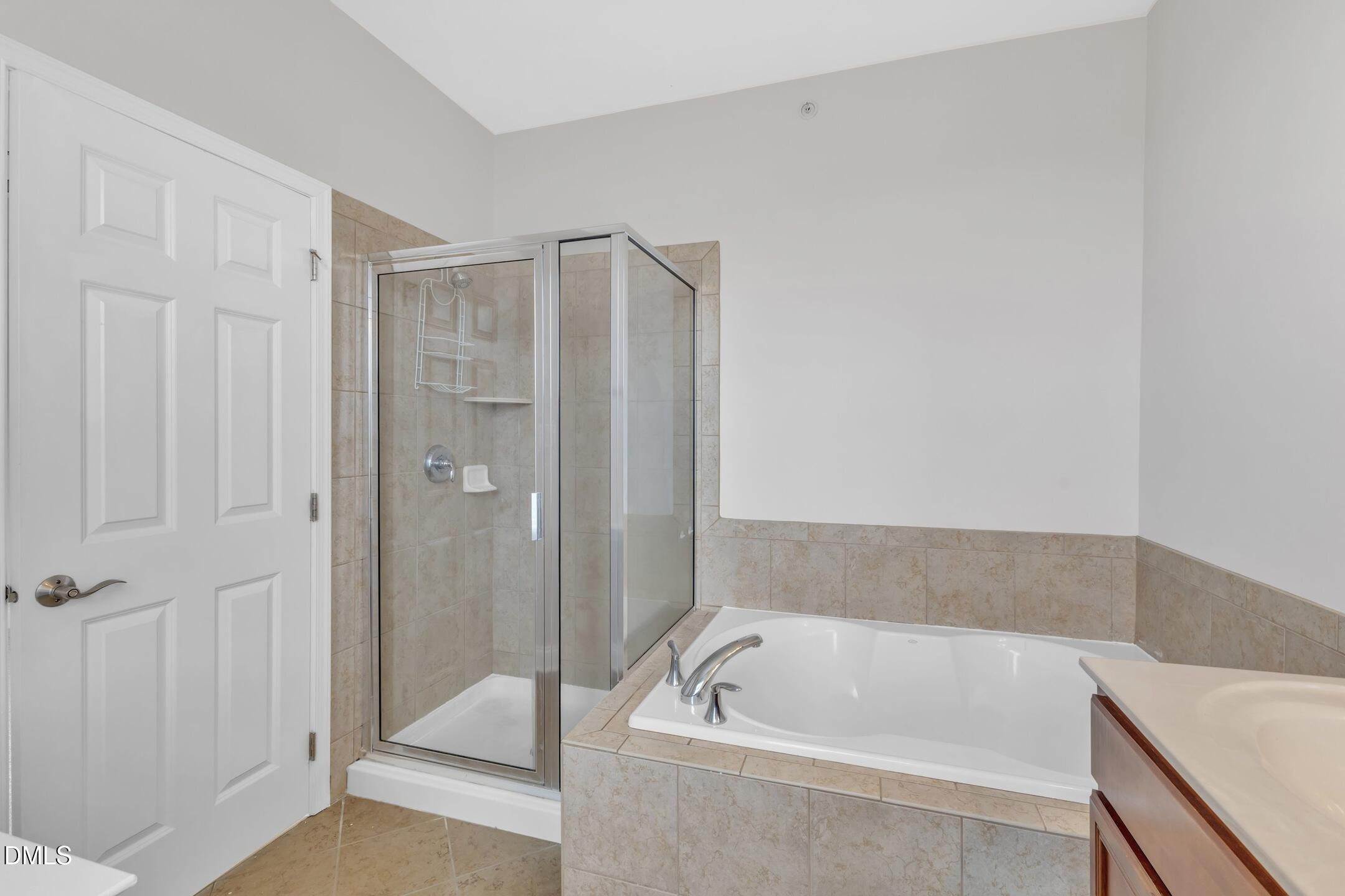 9211 Calabria Drive 104 Property Photo 20