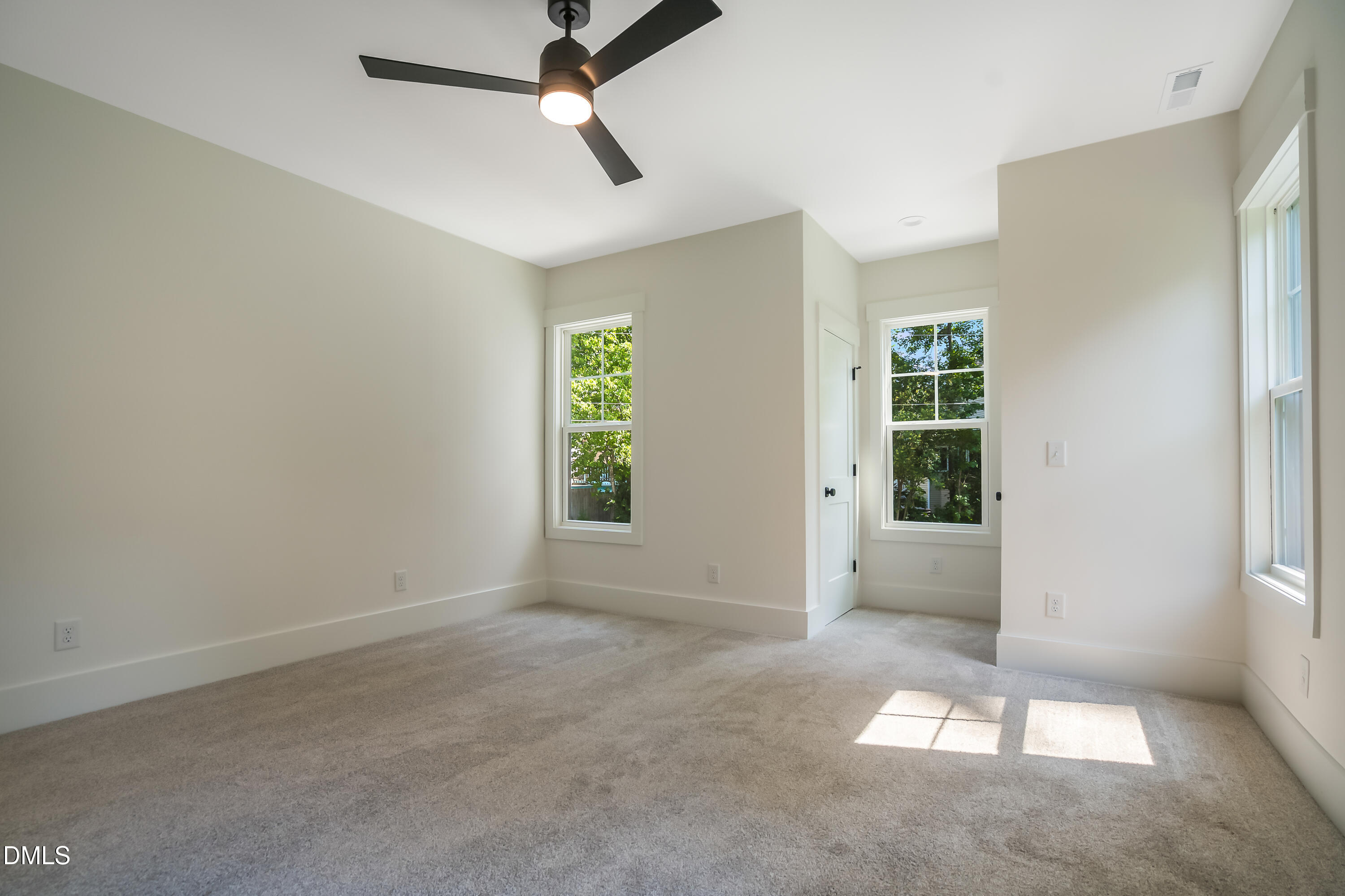 502 W Chatham Street Property Photo 34