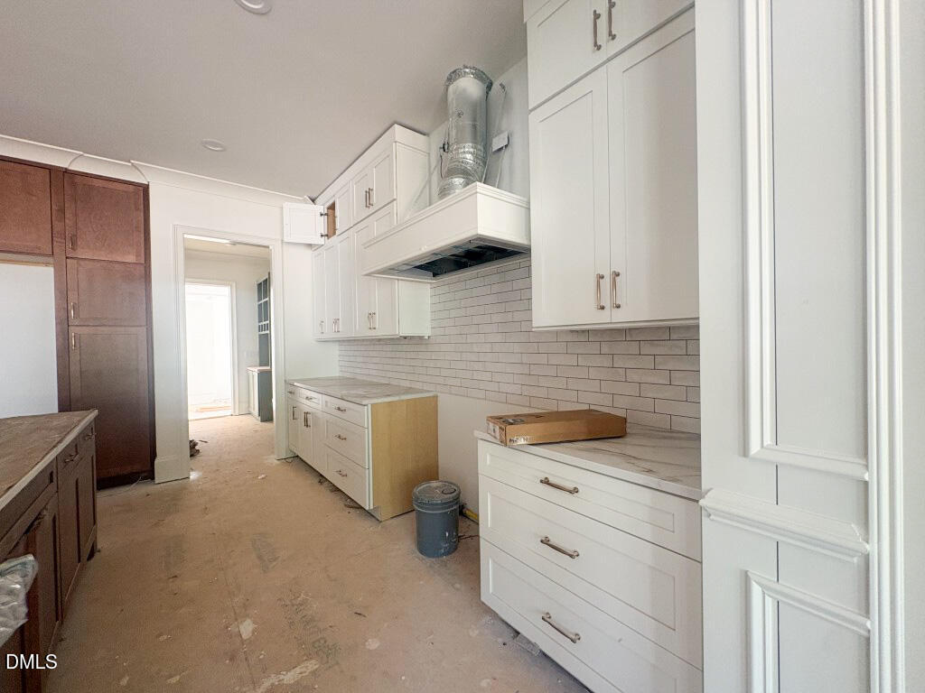 7313 Wexford Woods Lane Property Photo 8