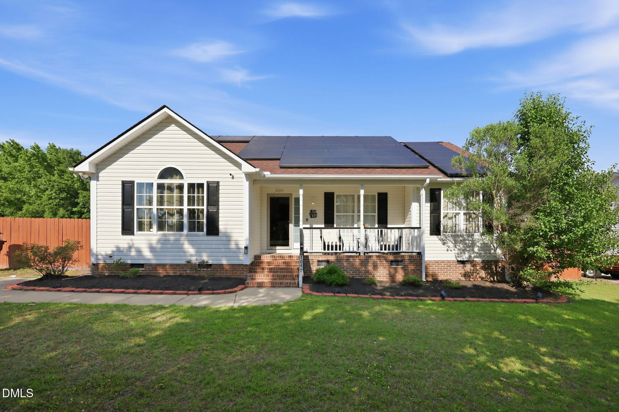 1047 Smith Road Property Photo 1