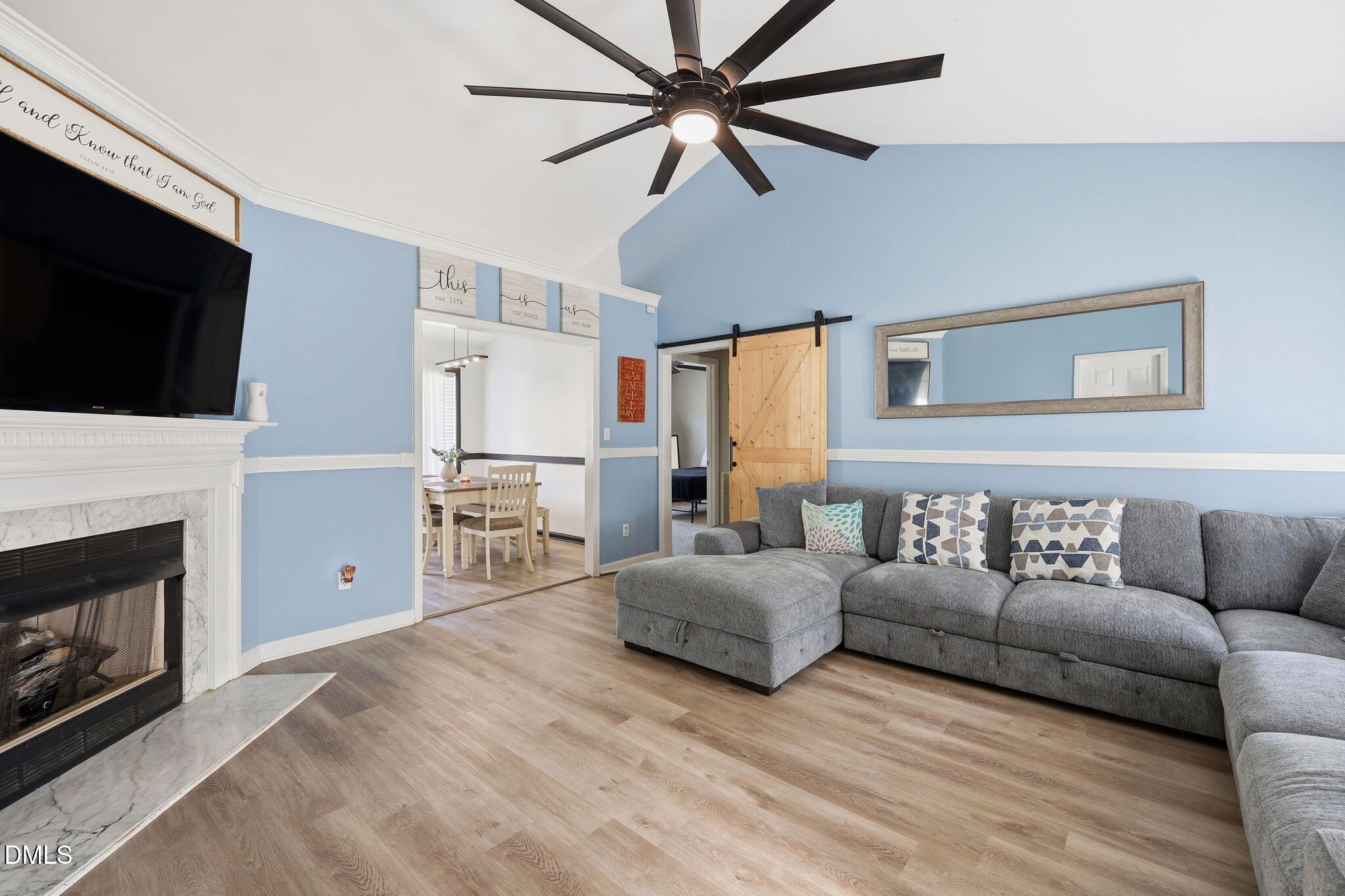 1047 Smith Road Property Photo 7