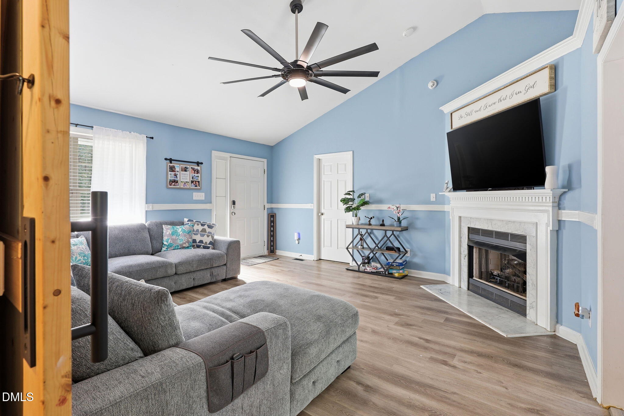 1047 Smith Road Property Photo 9