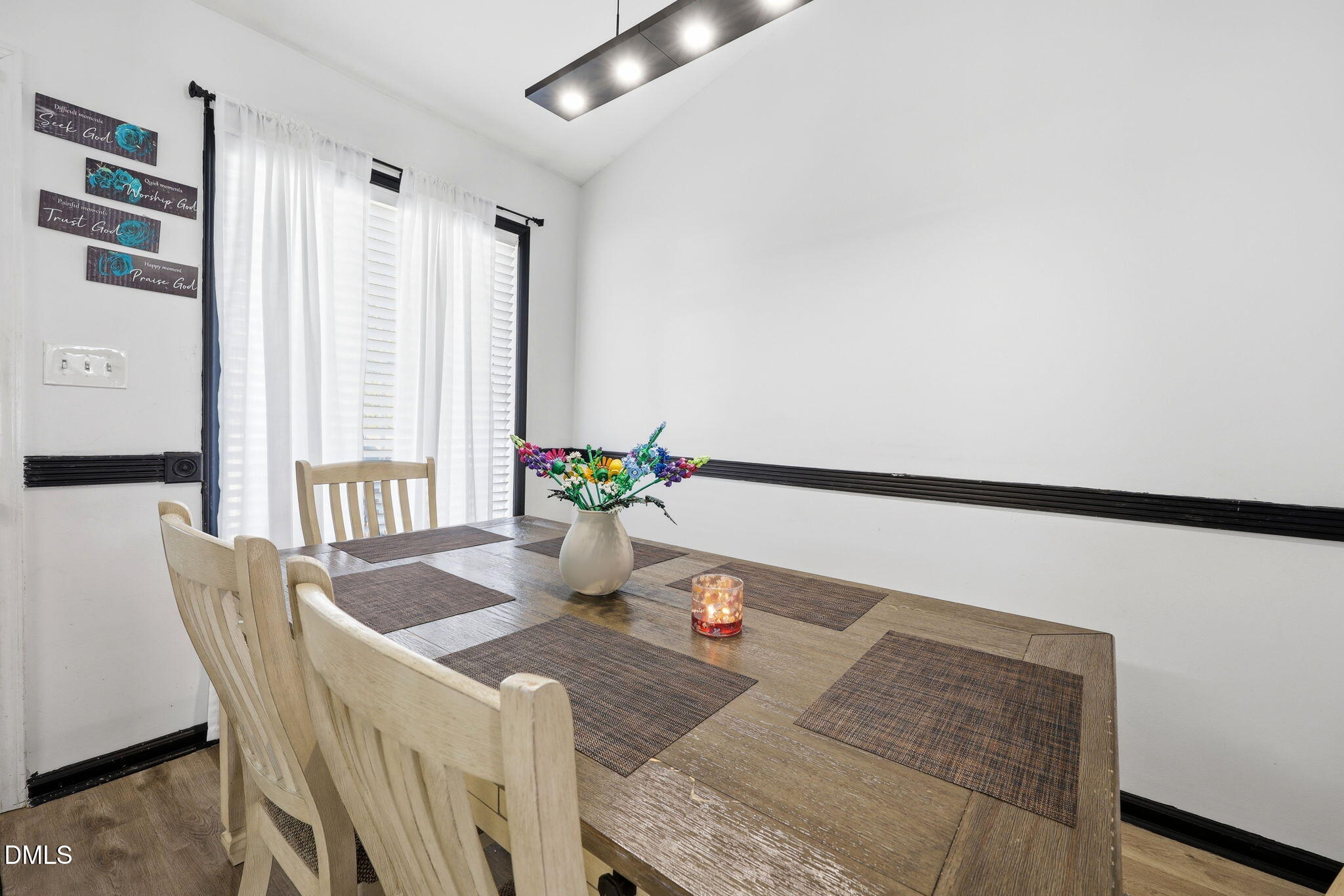 1047 Smith Road Property Photo 18