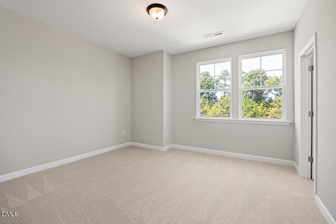 315 Queensferry Lane Property Photo 18