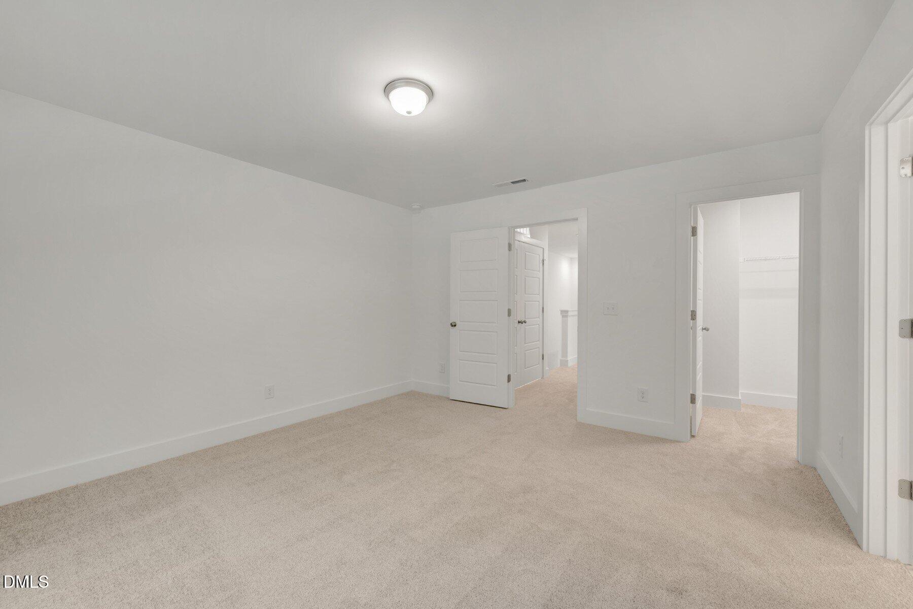 2913 Spring Manor Way Property Photo 20
