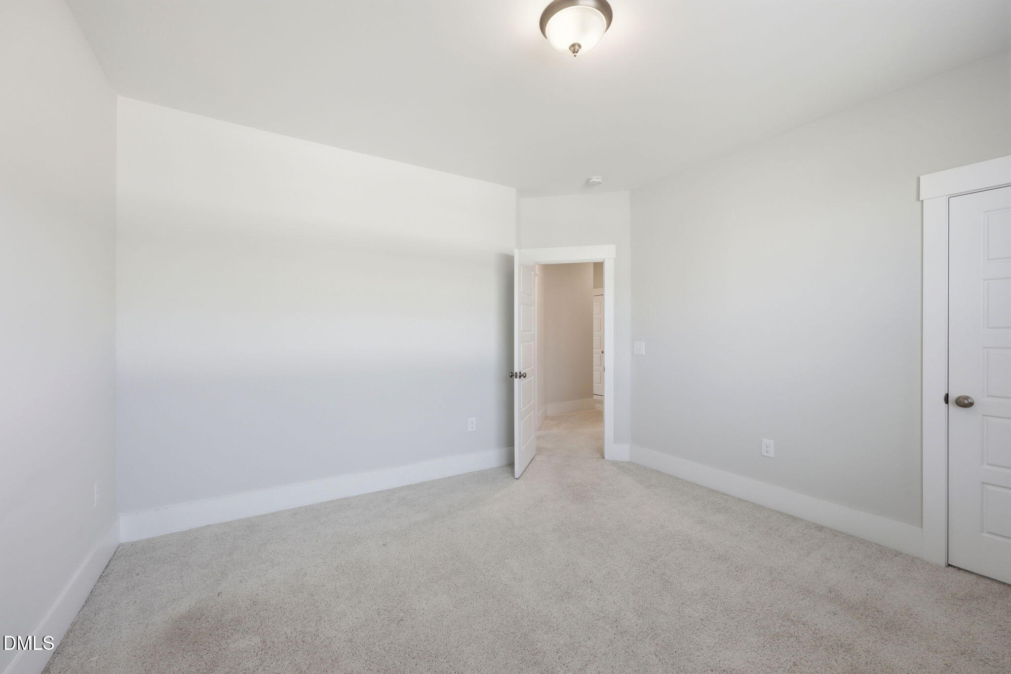 107 S Clearbrook Court Property Photo 27