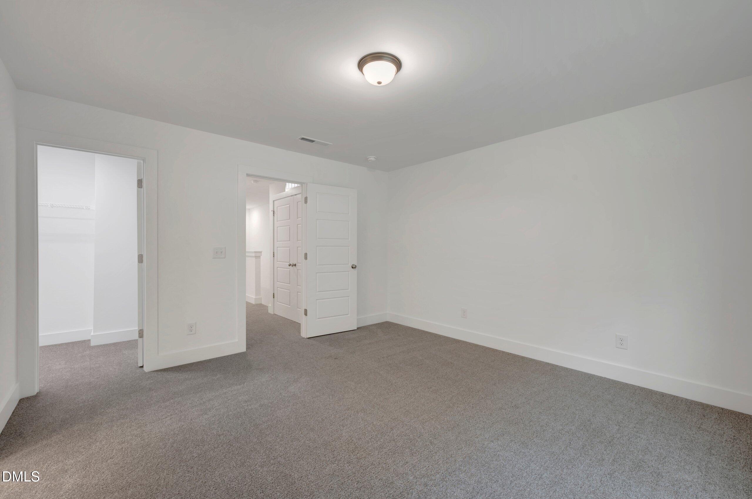 2921 Spring Manor Way Property Photo 24