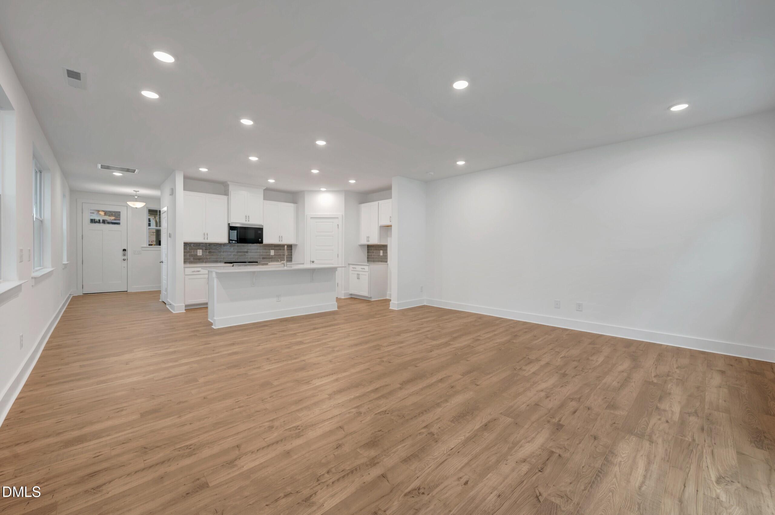 2921 Spring Manor Way Property Photo 33
