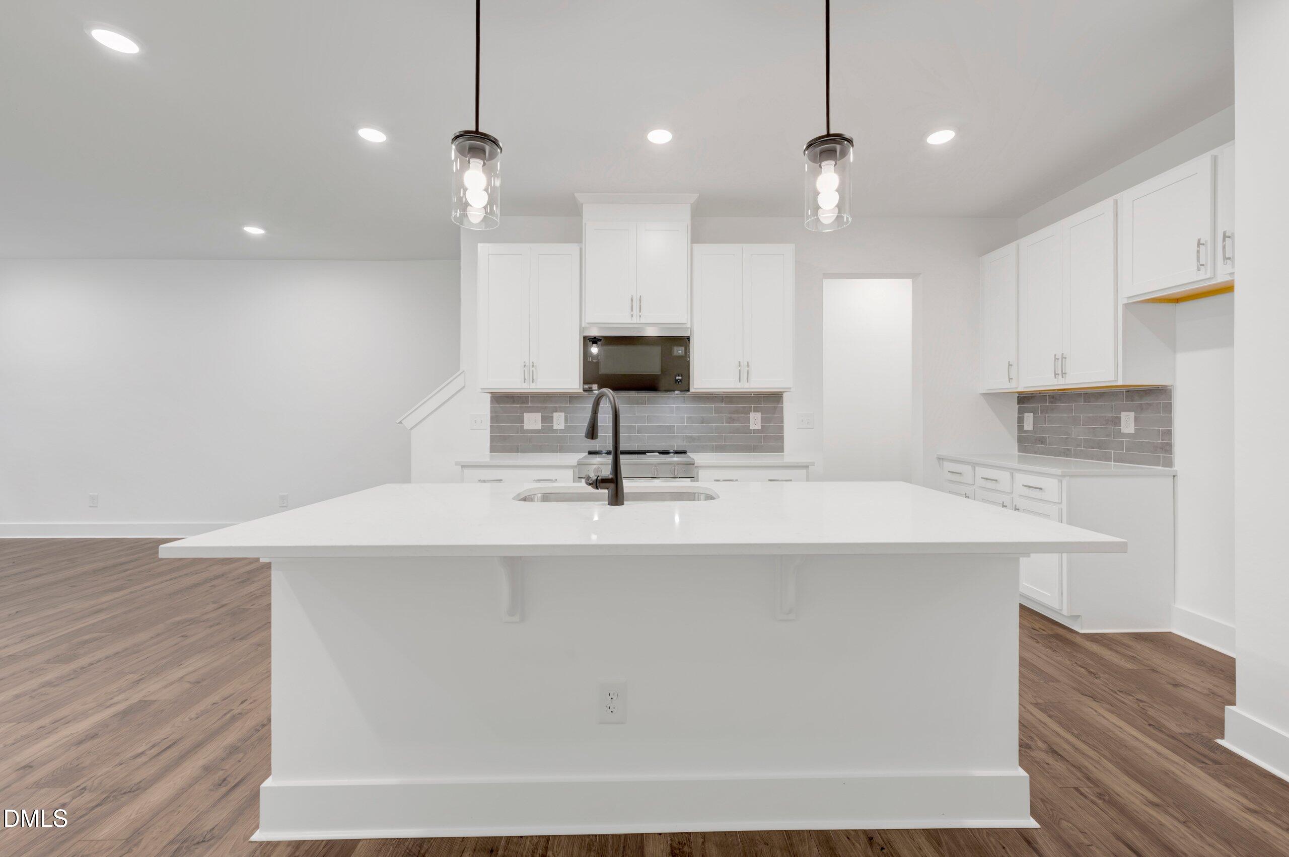 2915 Spring Manor Way Property Photo 14