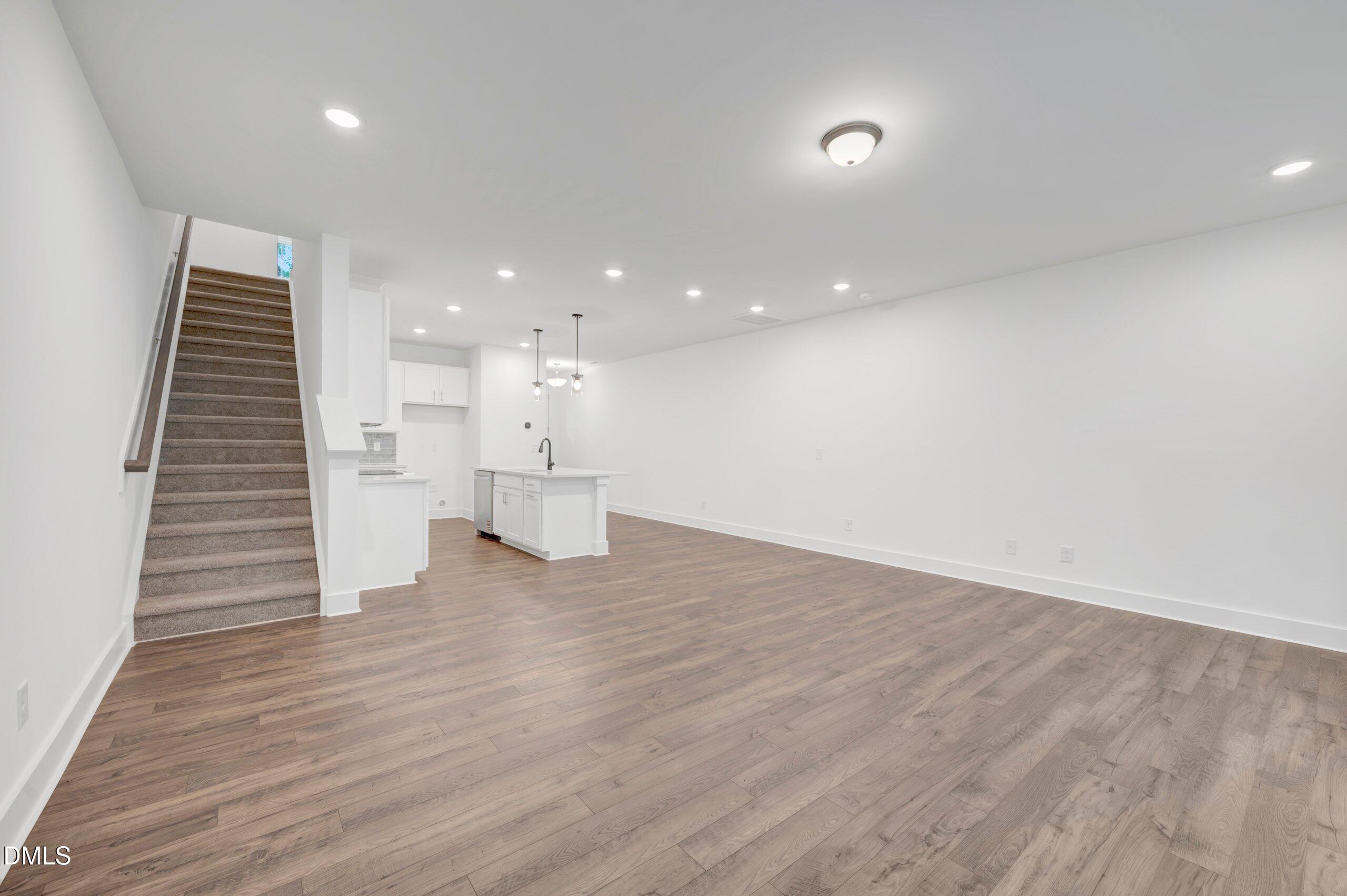2915 Spring Manor Way Property Photo 15
