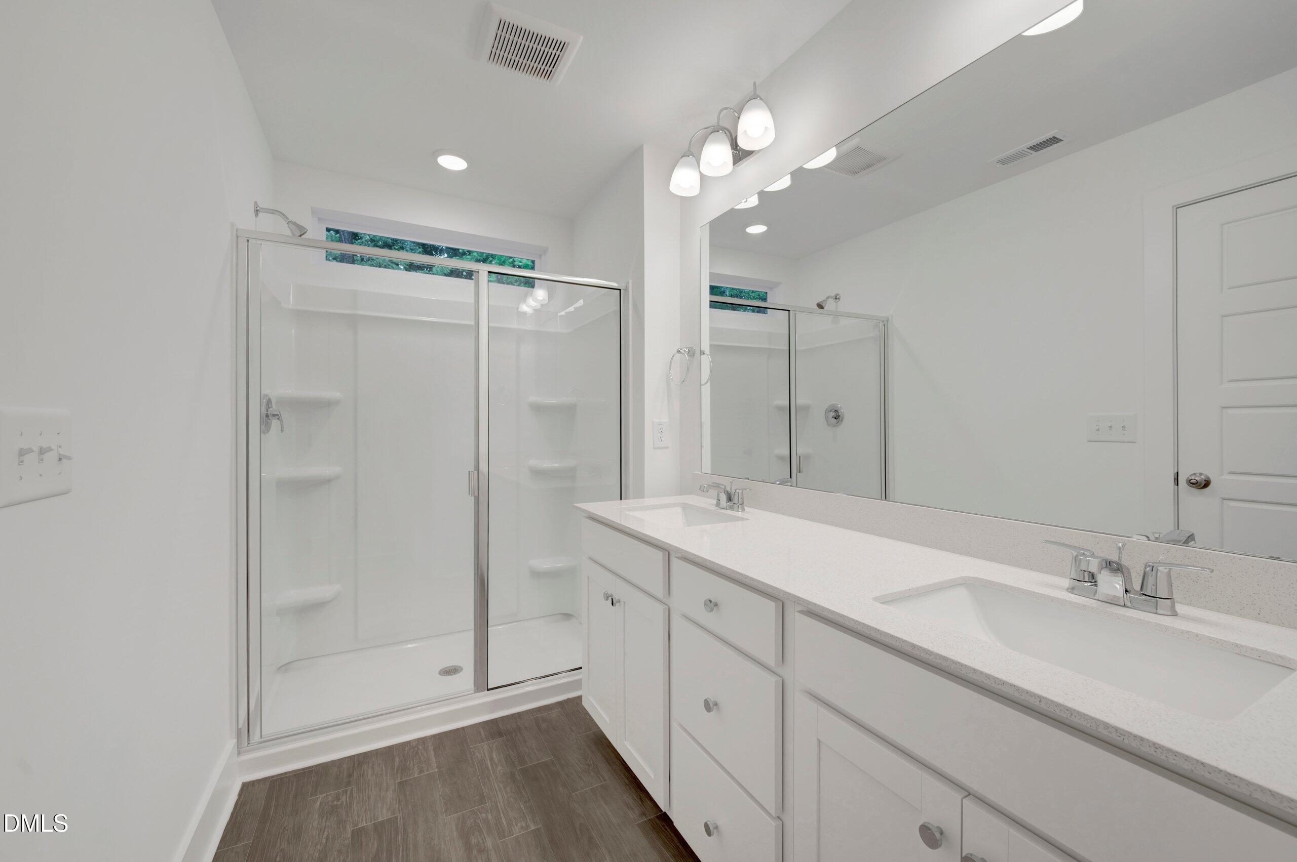 2915 Spring Manor Way Property Photo 29