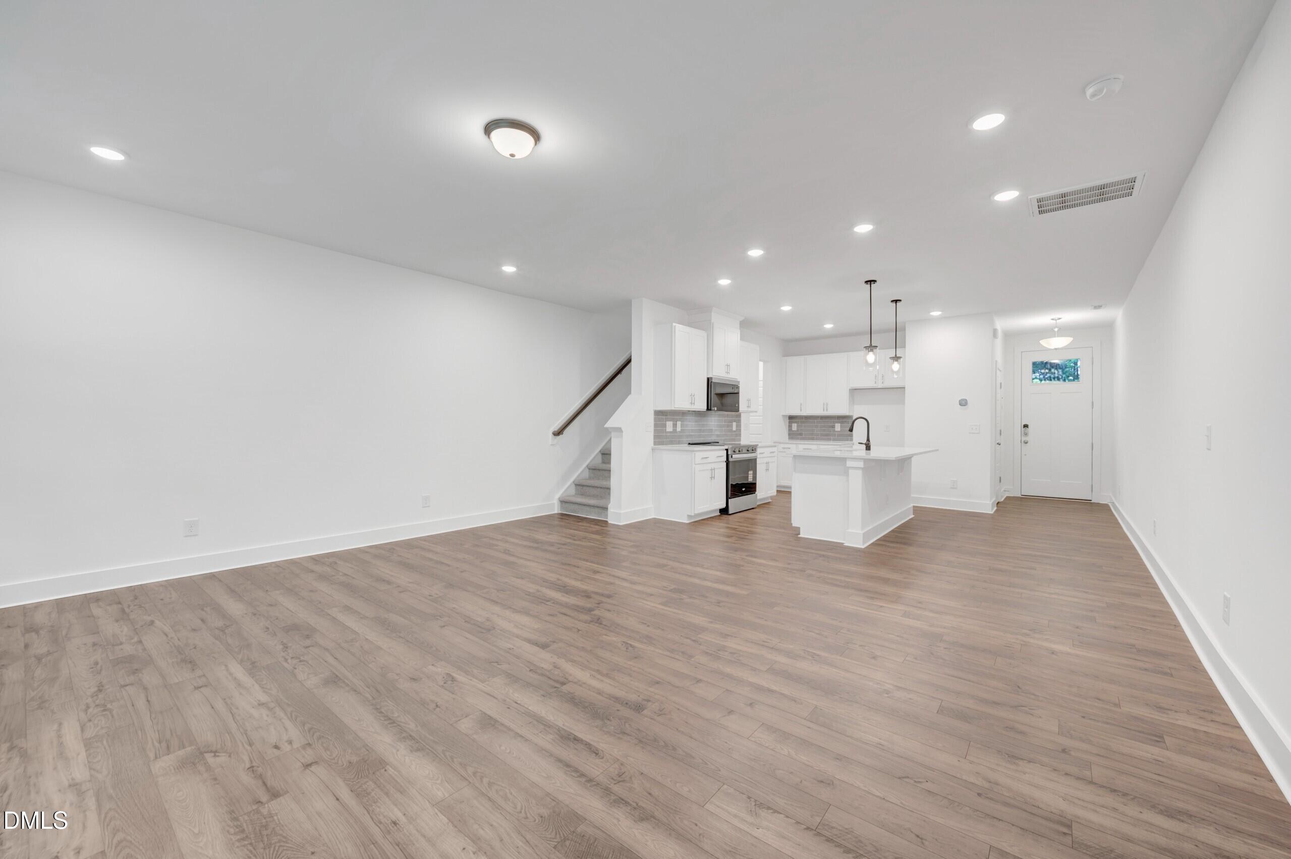 2915 Spring Manor Way Property Photo 31
