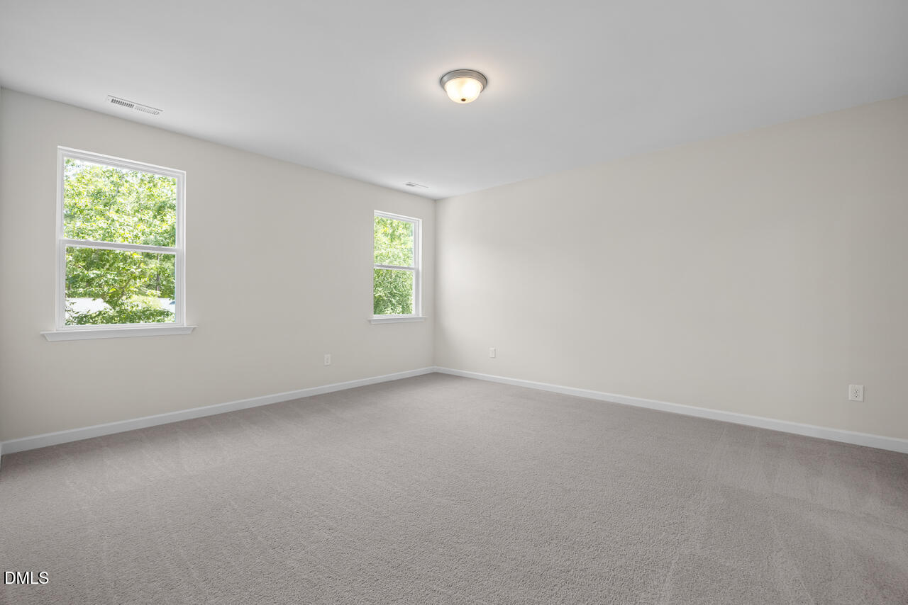 323 Queensferrry Lane Property Photo 11