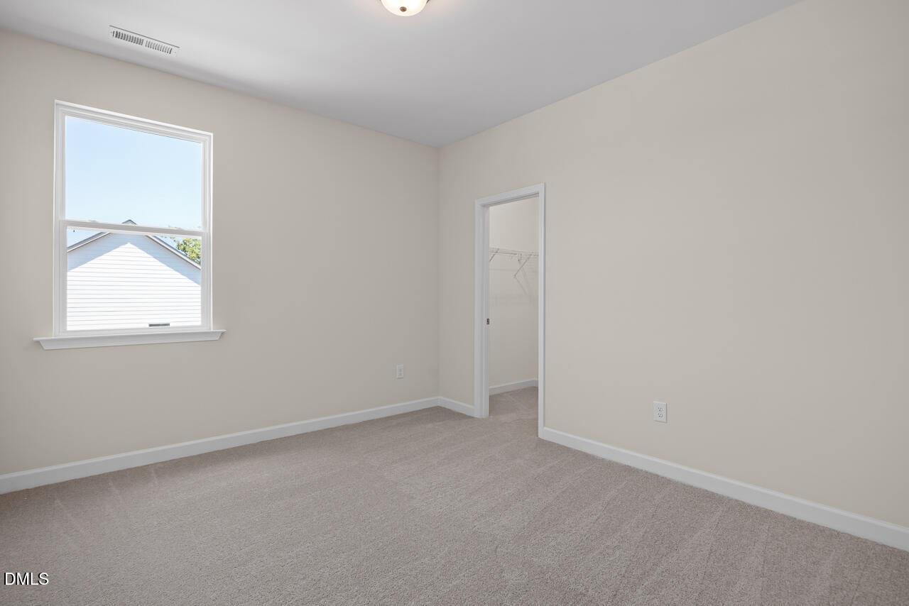 323 Queensferrry Lane Property Photo 19
