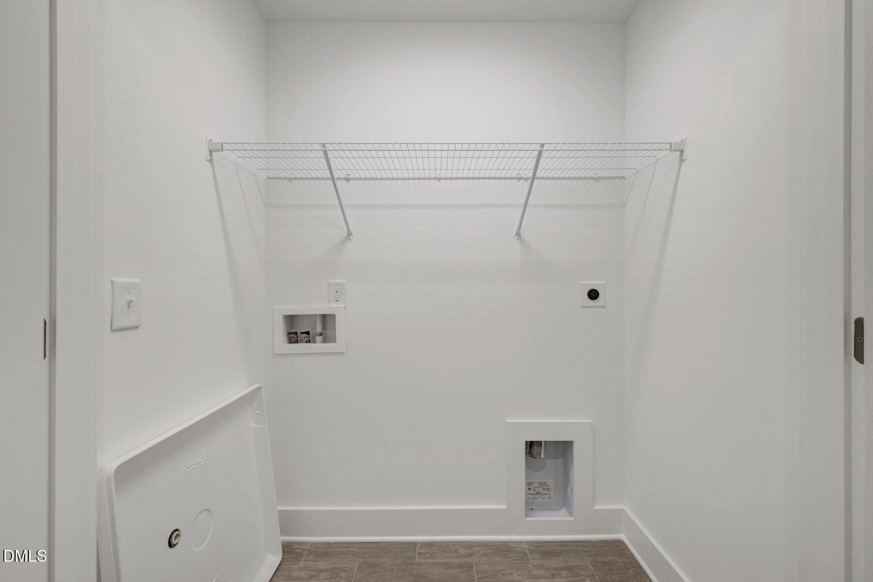 2919 Spring Manor Way Property Photo 19