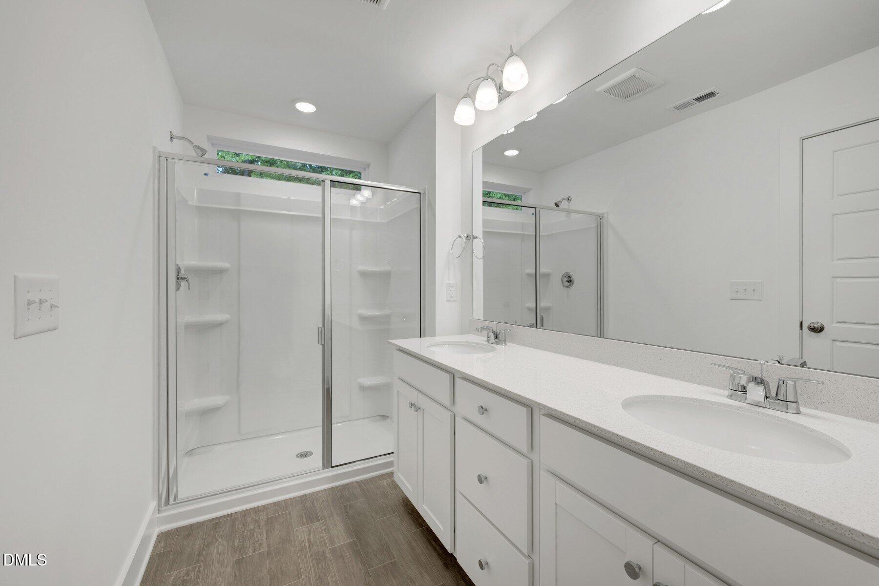 2919 Spring Manor Way Property Photo 25