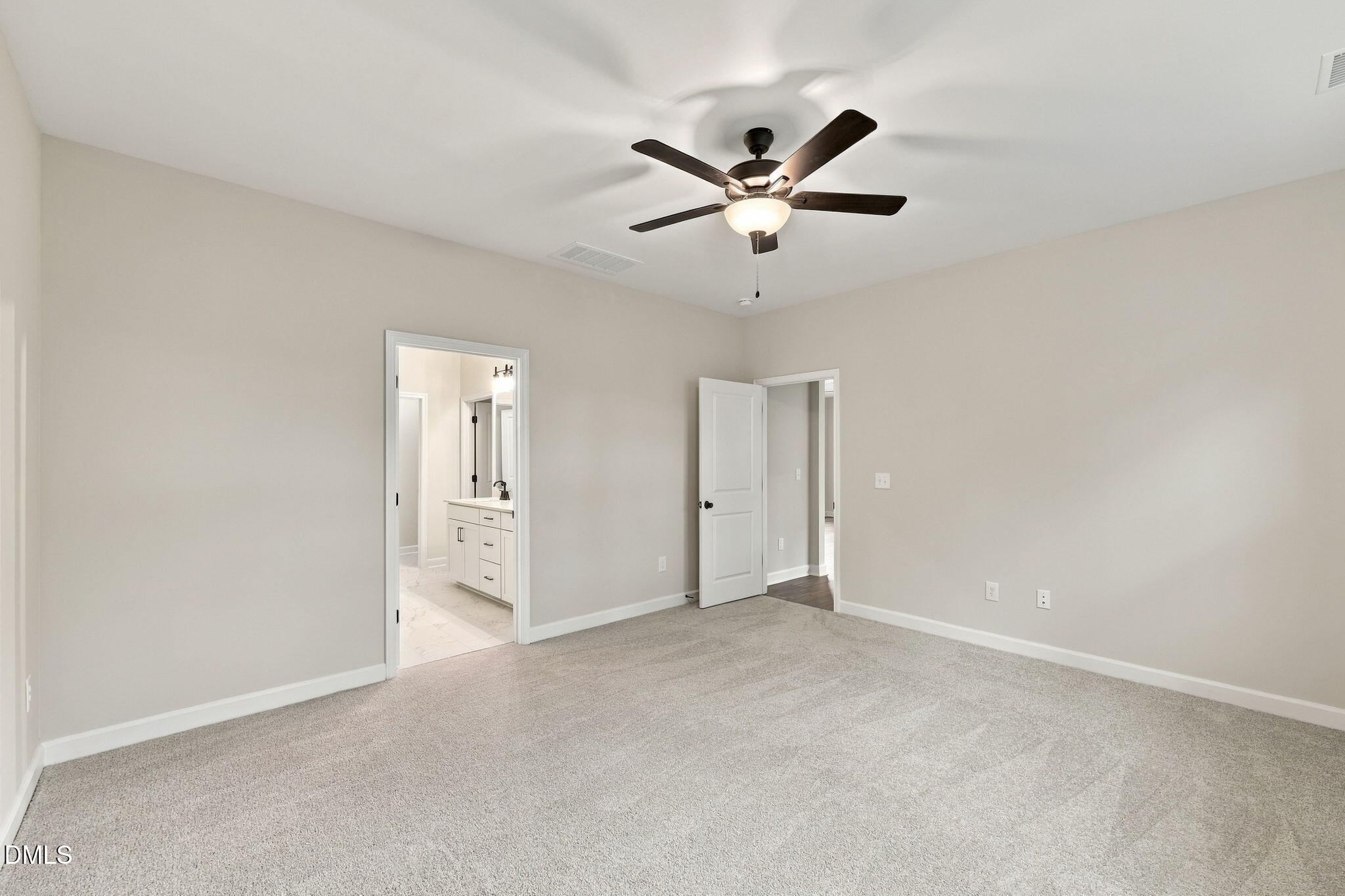 347 Queensferry Lane Property Photo 15