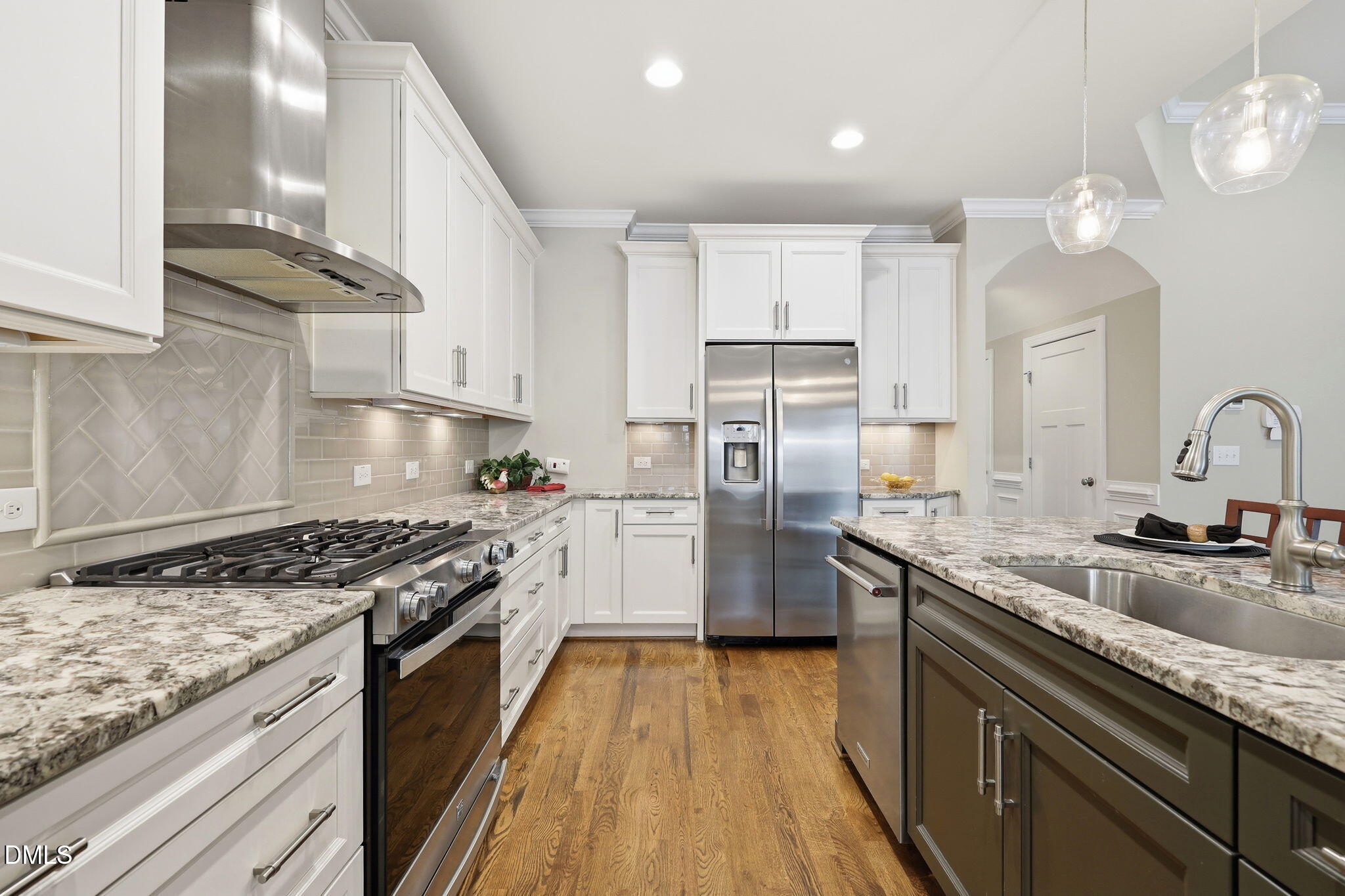 6801 Blazing Sunset Trail Property Photo 7