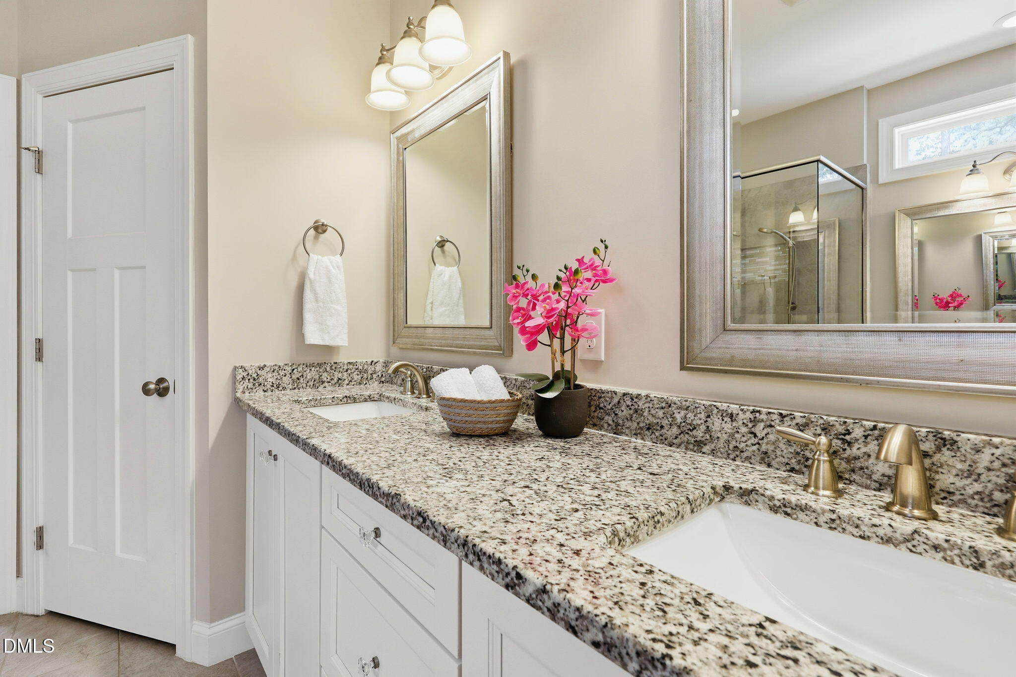 6801 Blazing Sunset Trail Property Photo 28