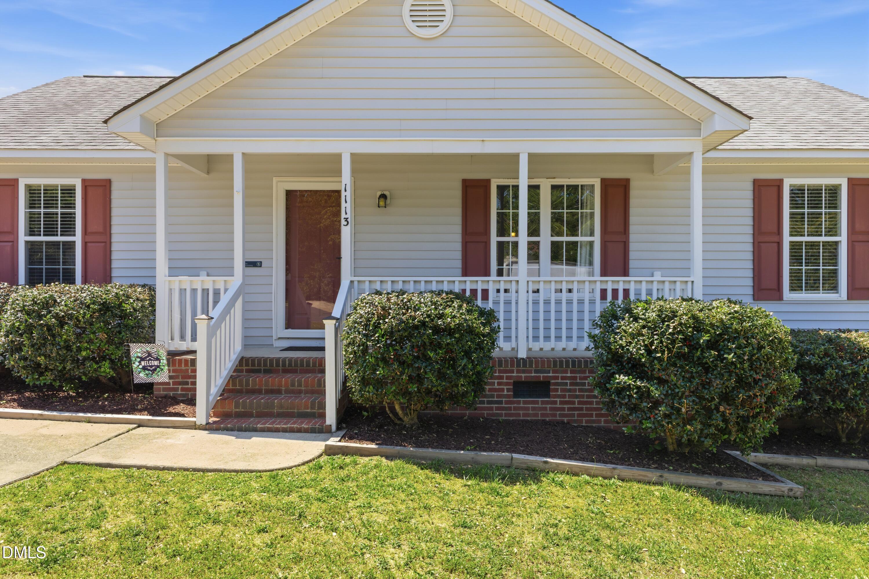 1113 Curtiss Drive Property Photo 4
