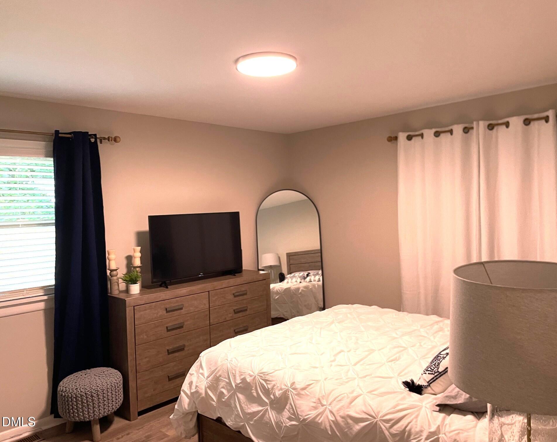 1009 Helms Property Photo 11