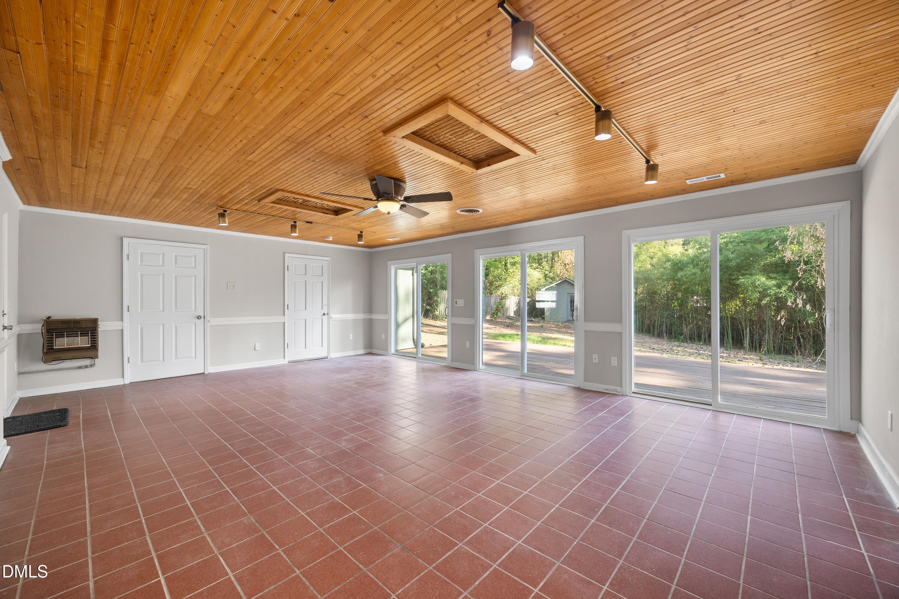 2421 Perkins Road Property Photo 34