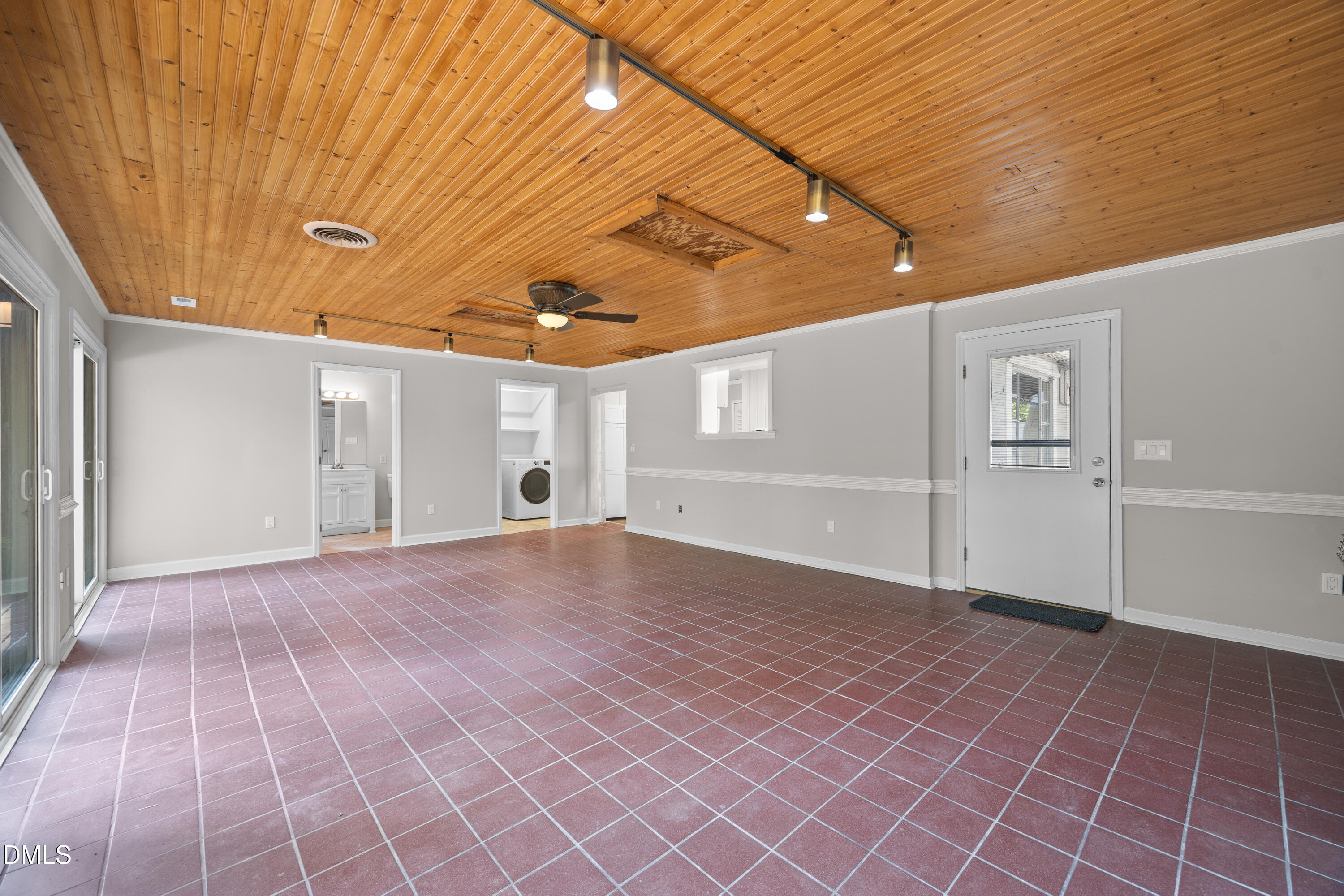 2421 Perkins Road Property Photo 38