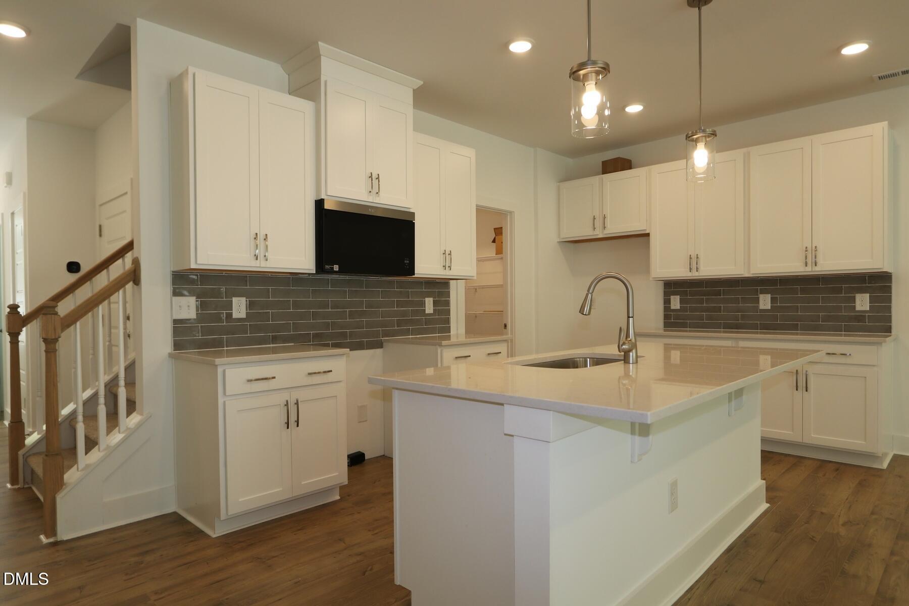 2932 Spring Manor Way Property Photo 14