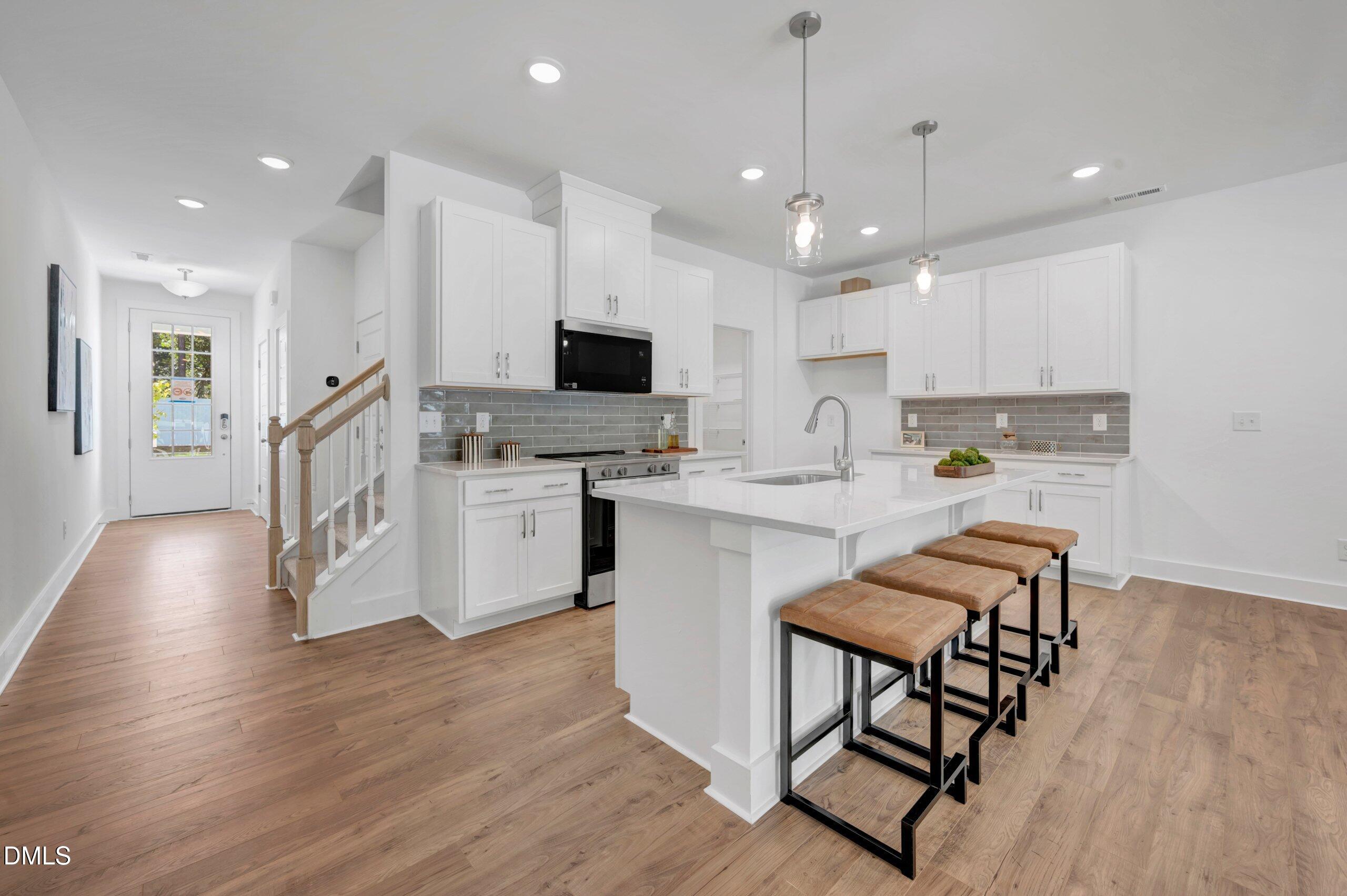 2932 Spring Manor Way Property Photo 14