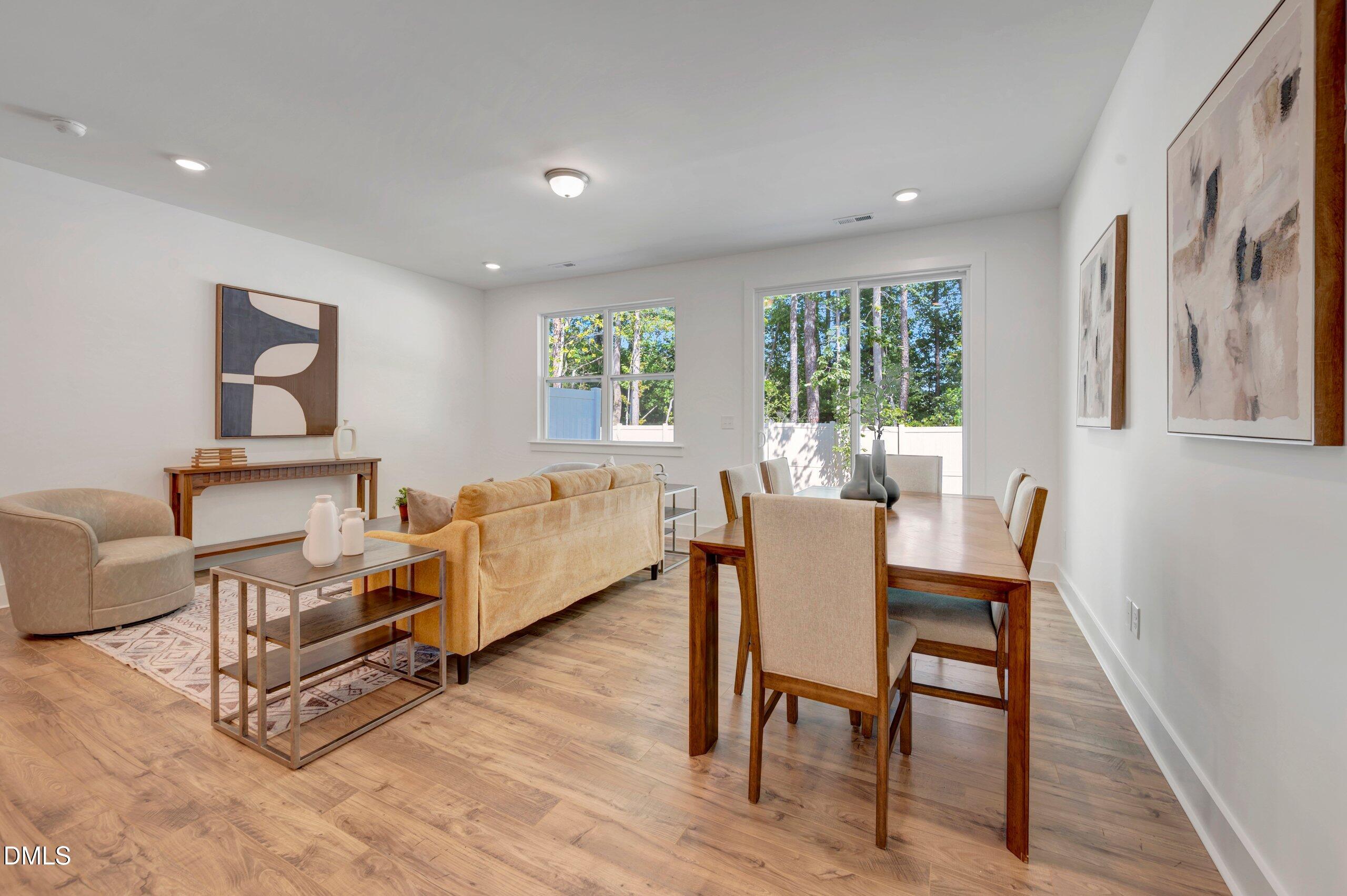 2932 Spring Manor Way Property Photo 15