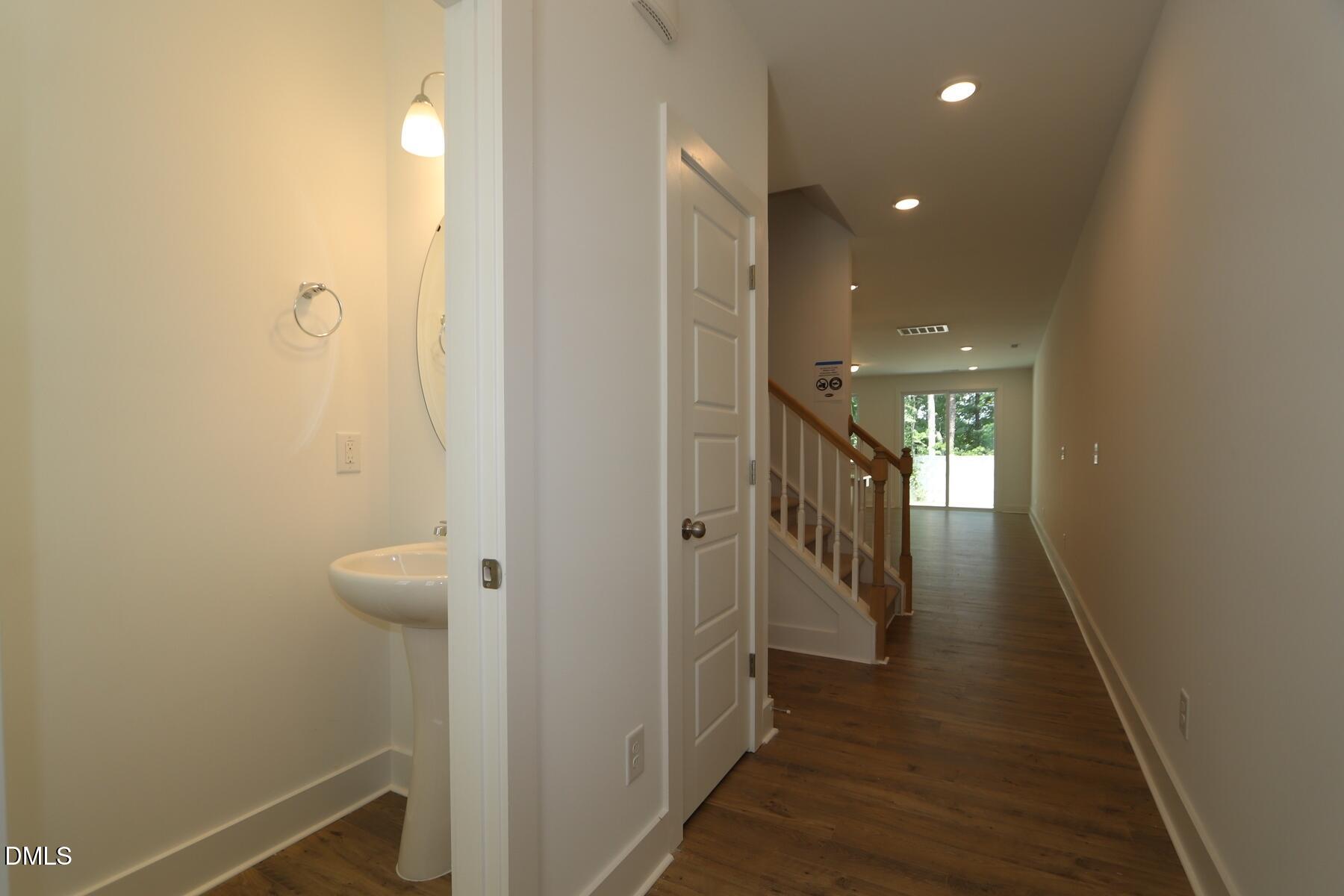 2932 Spring Manor Way Property Photo 22