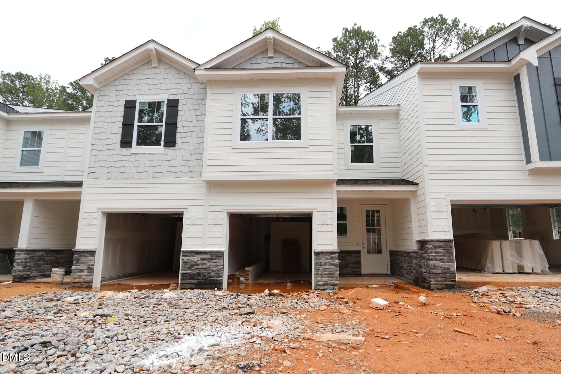 2928 Spring Manor Way Property Photo 13