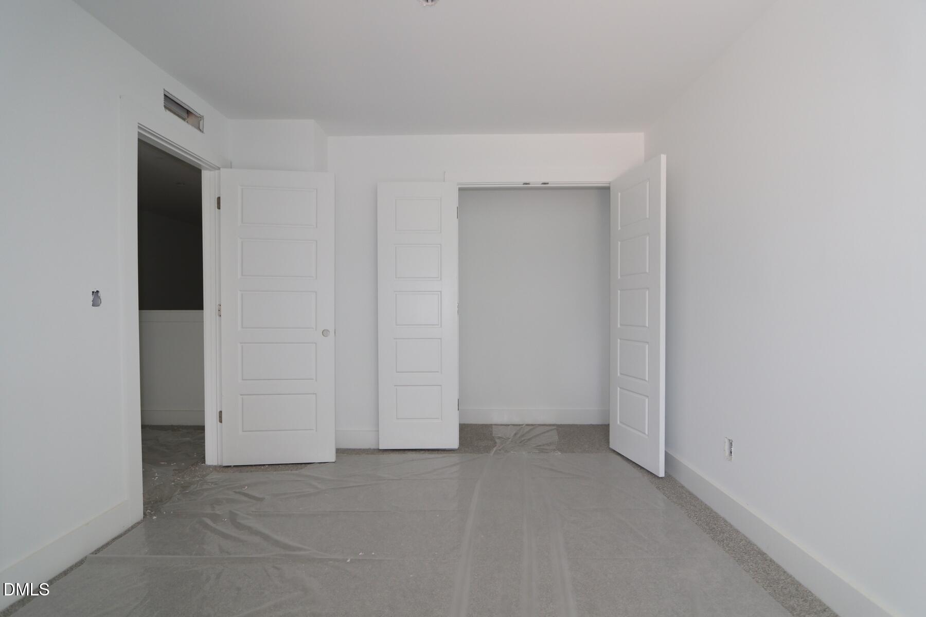 2928 Spring Manor Way Property Photo 14