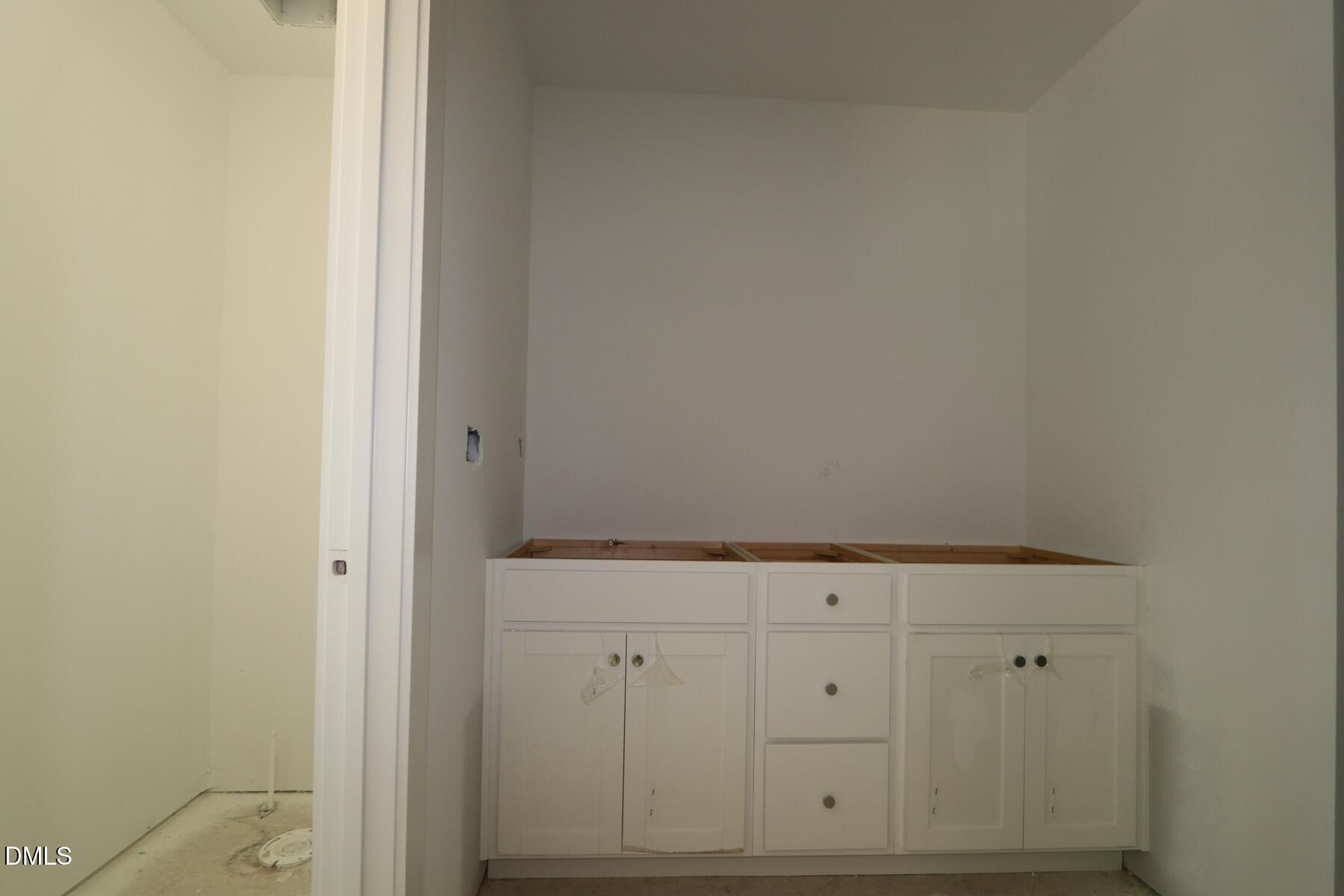 2928 Spring Manor Way Property Photo 19