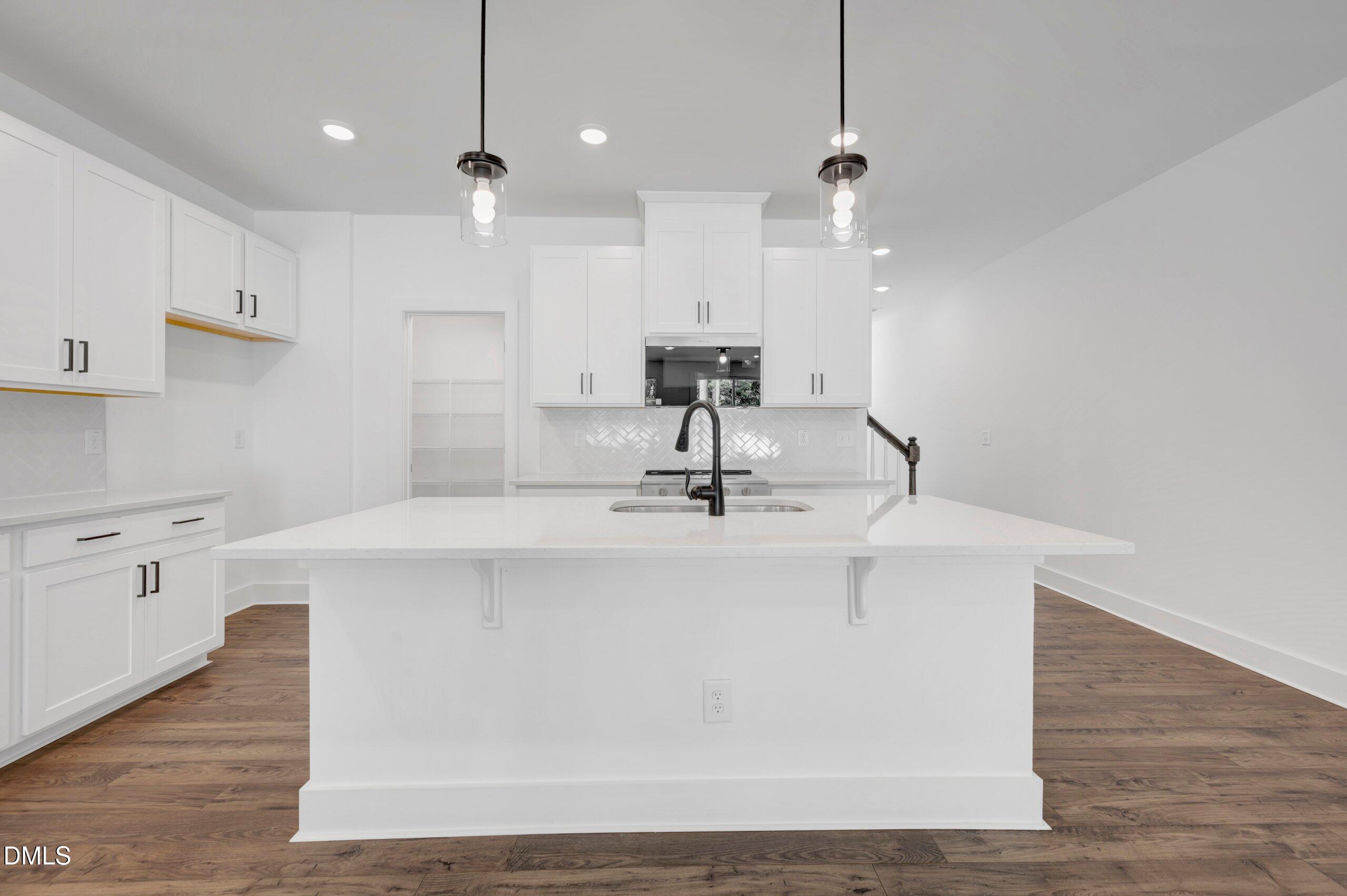 2930 Spring Manor Way Property Photo 12