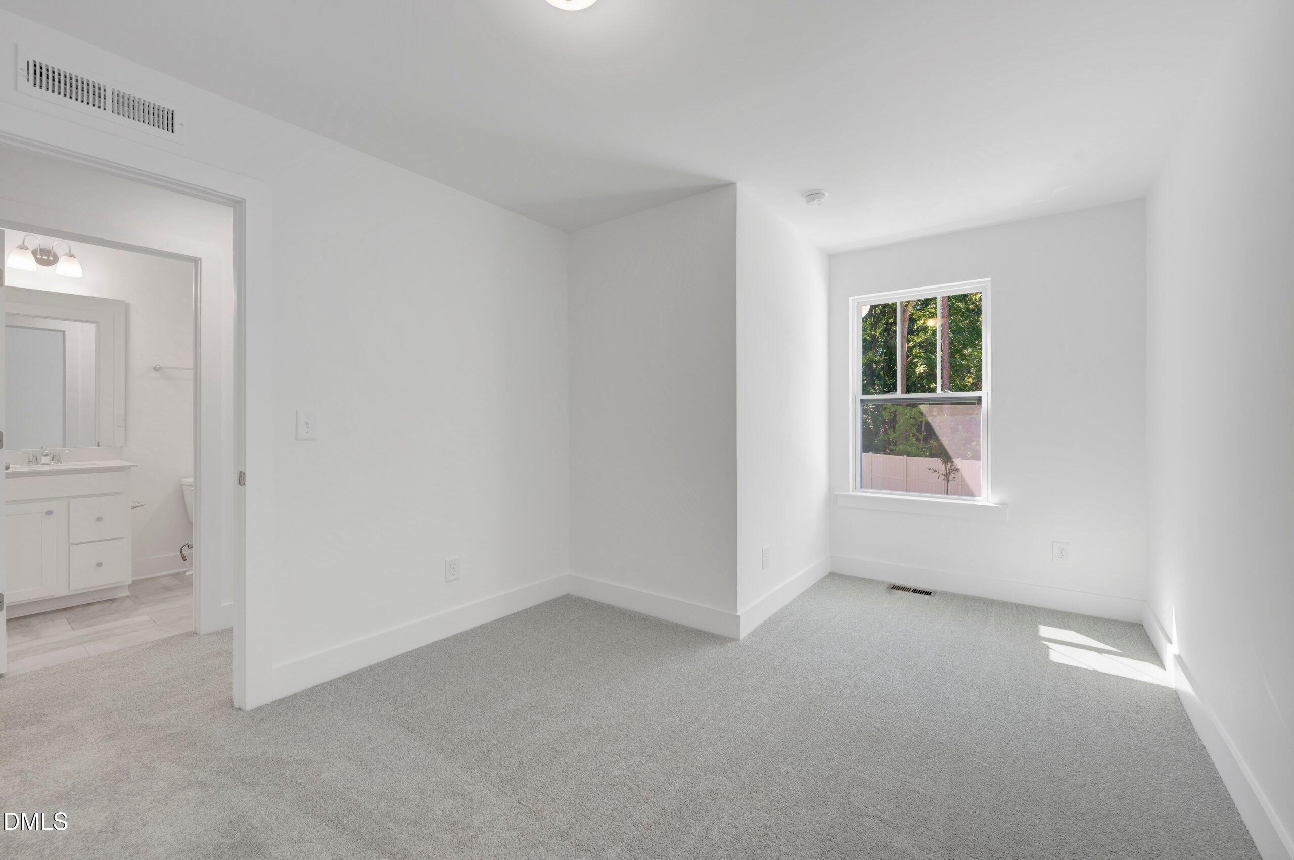 2930 Spring Manor Way Property Photo 16