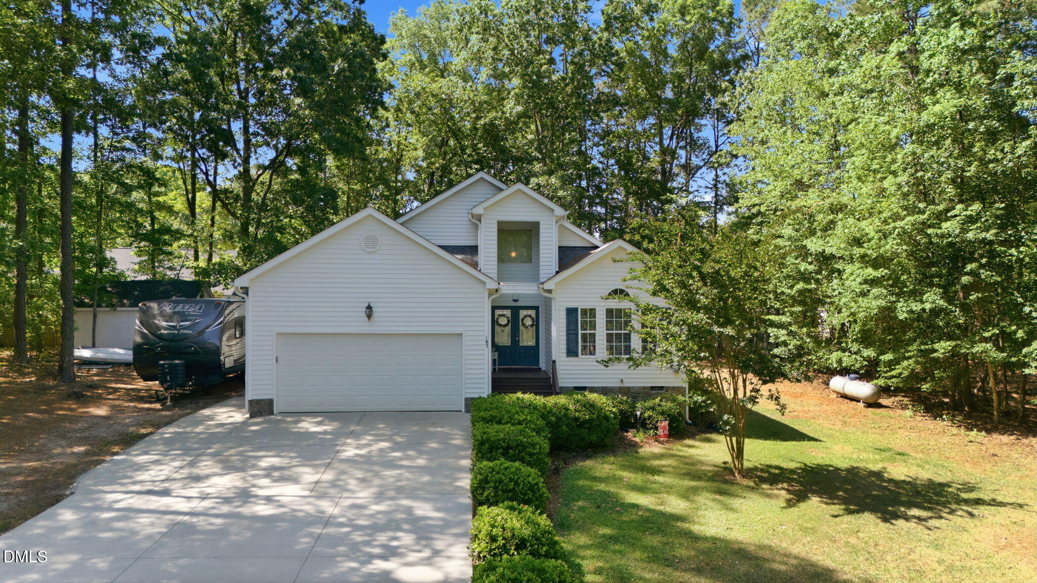 187 Buckaroo Drive Property Photo 1