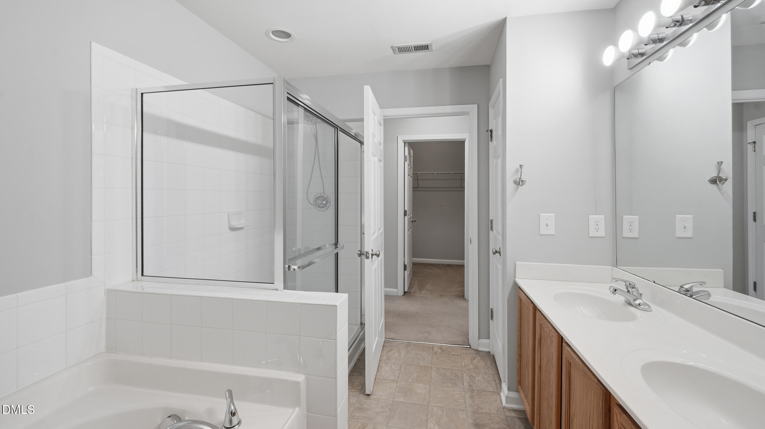 1320 Stone Manor Drive Property Photo 20