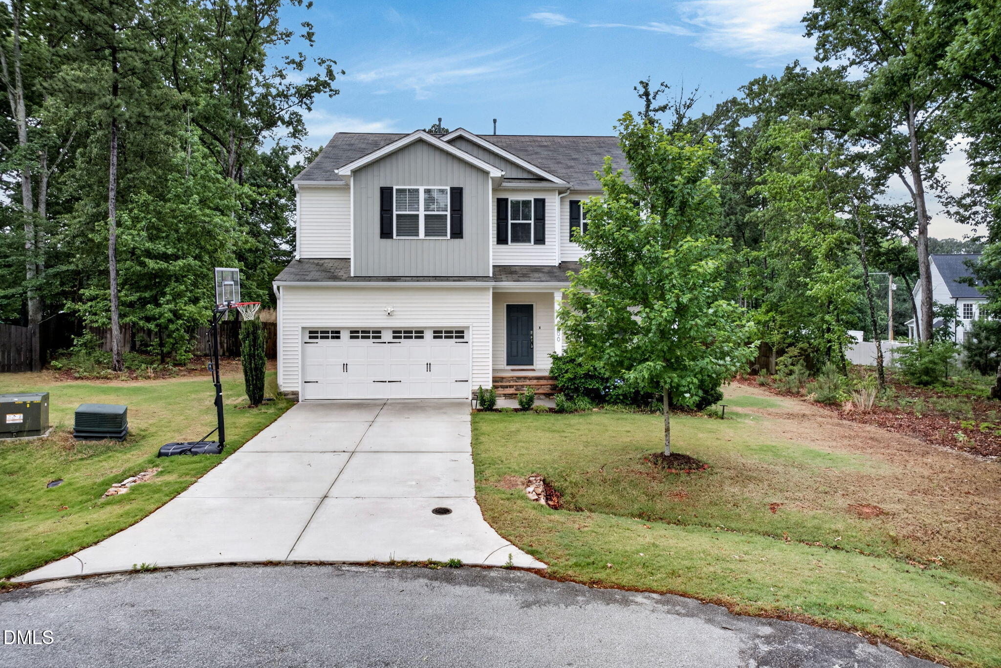8600 Deep Elm Drive Property Photo 1