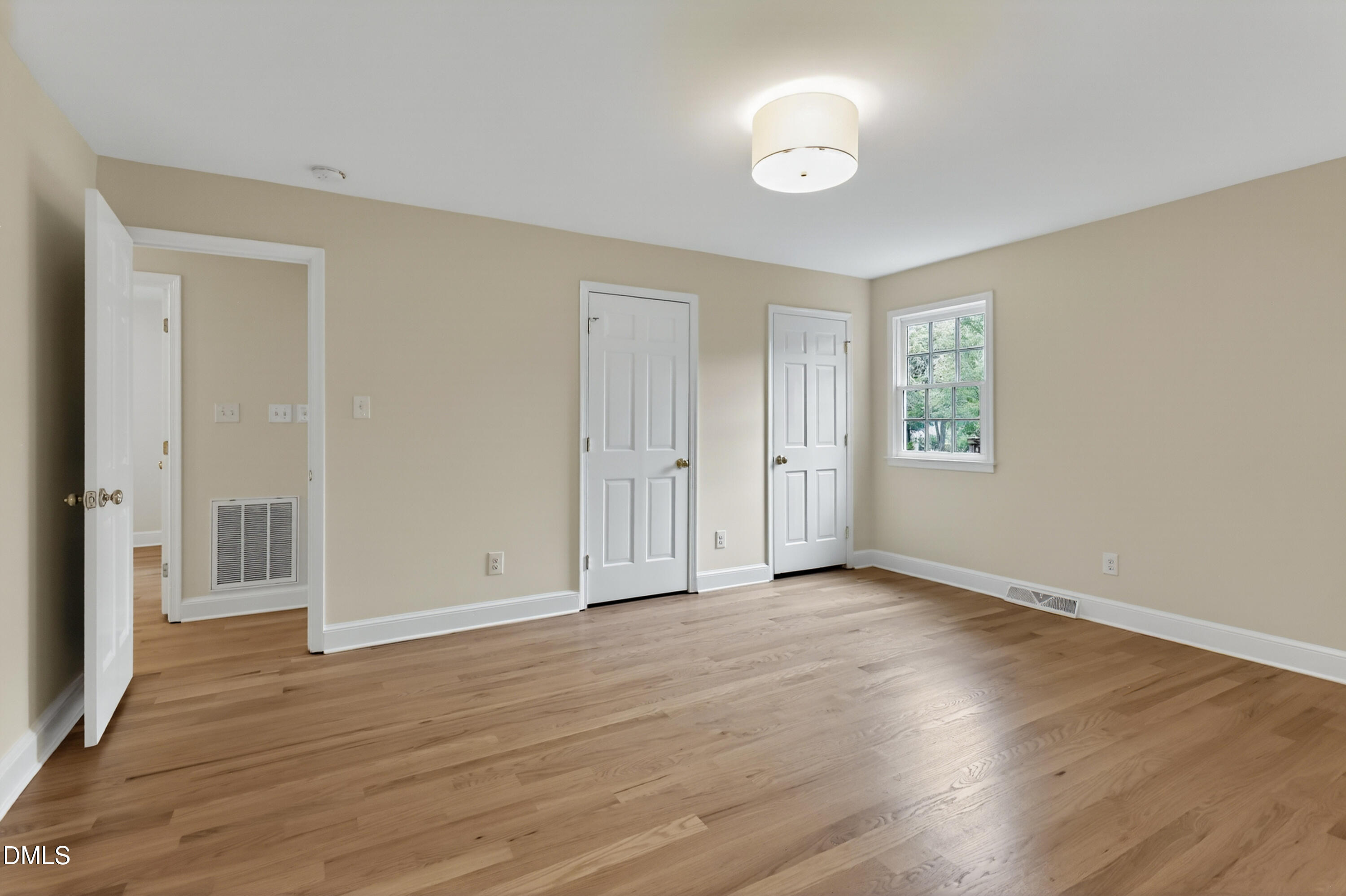 801 Glen Eden Drive Property Photo 11
