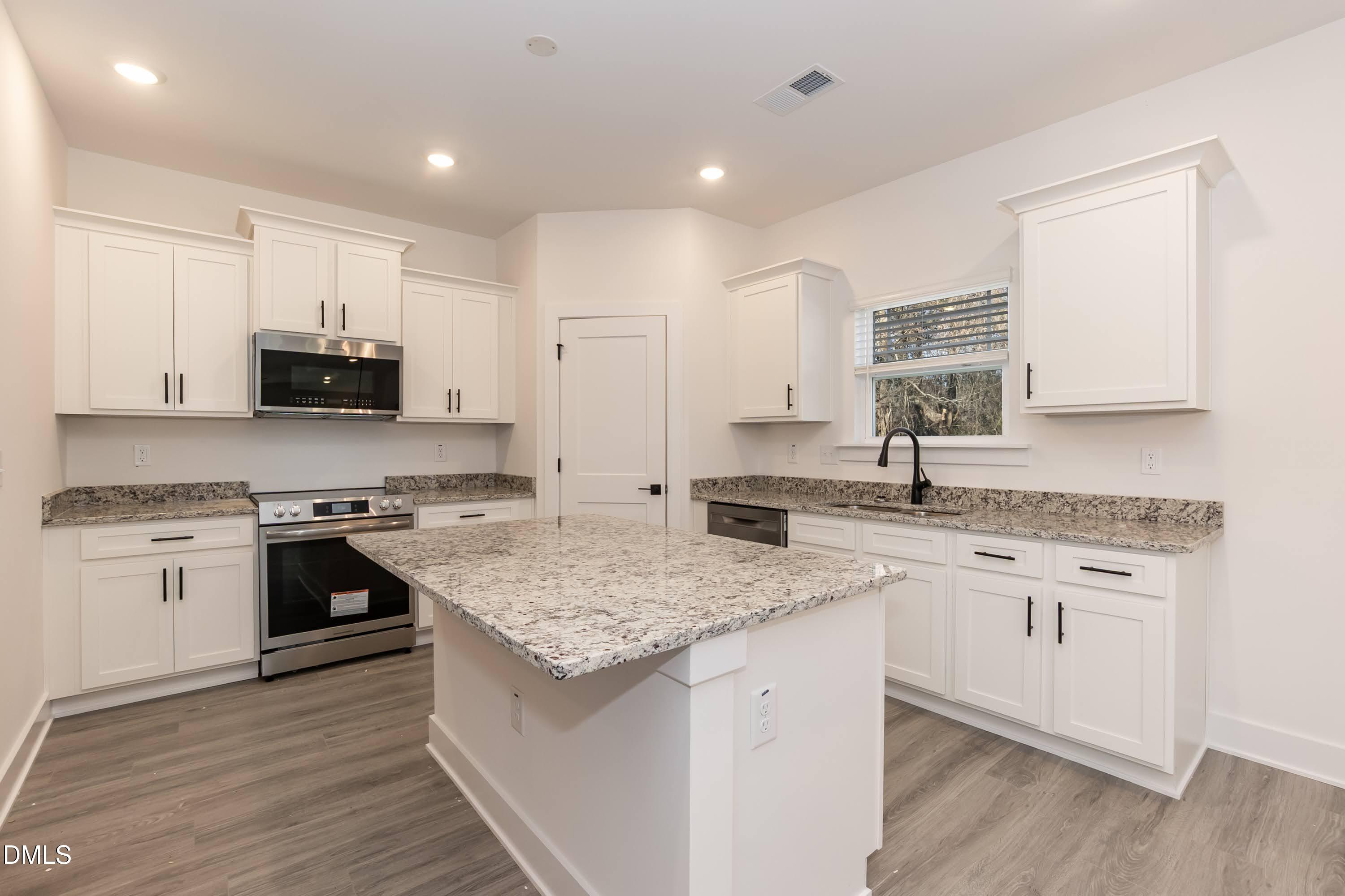296 Hopewell Branch Court Property Photo 18